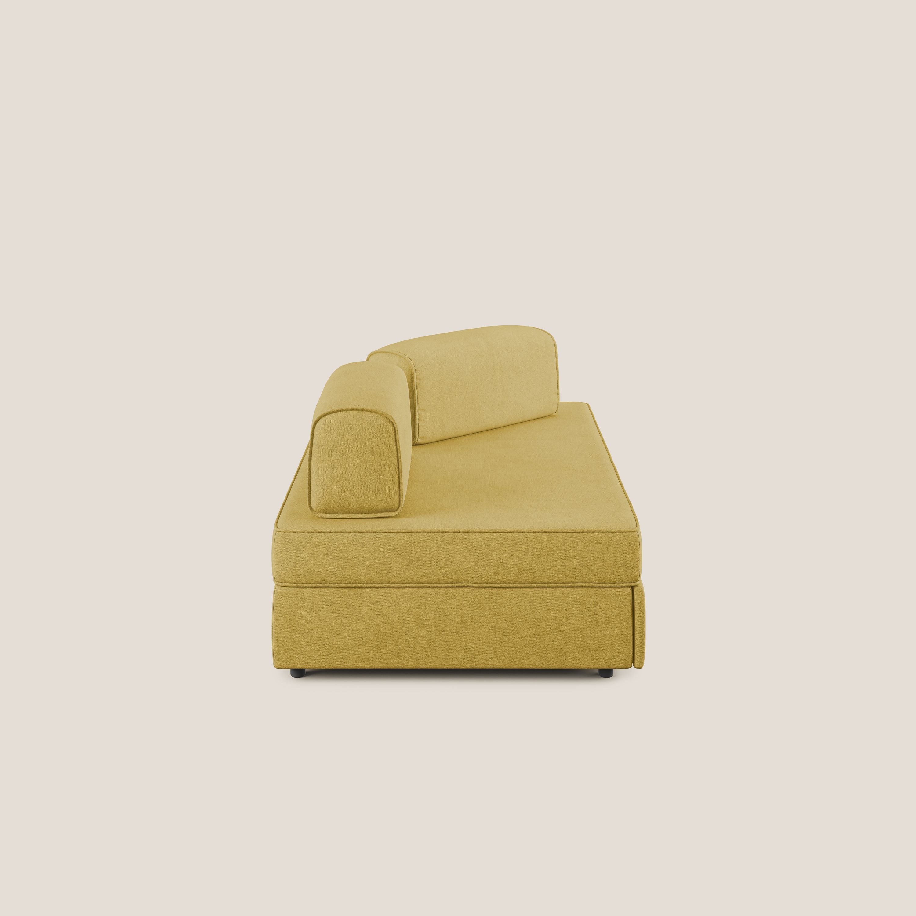 Liberty divano con pouf estraibile e schienali movibili in tessuto morbido impermeabile T02 giallo - divani.store