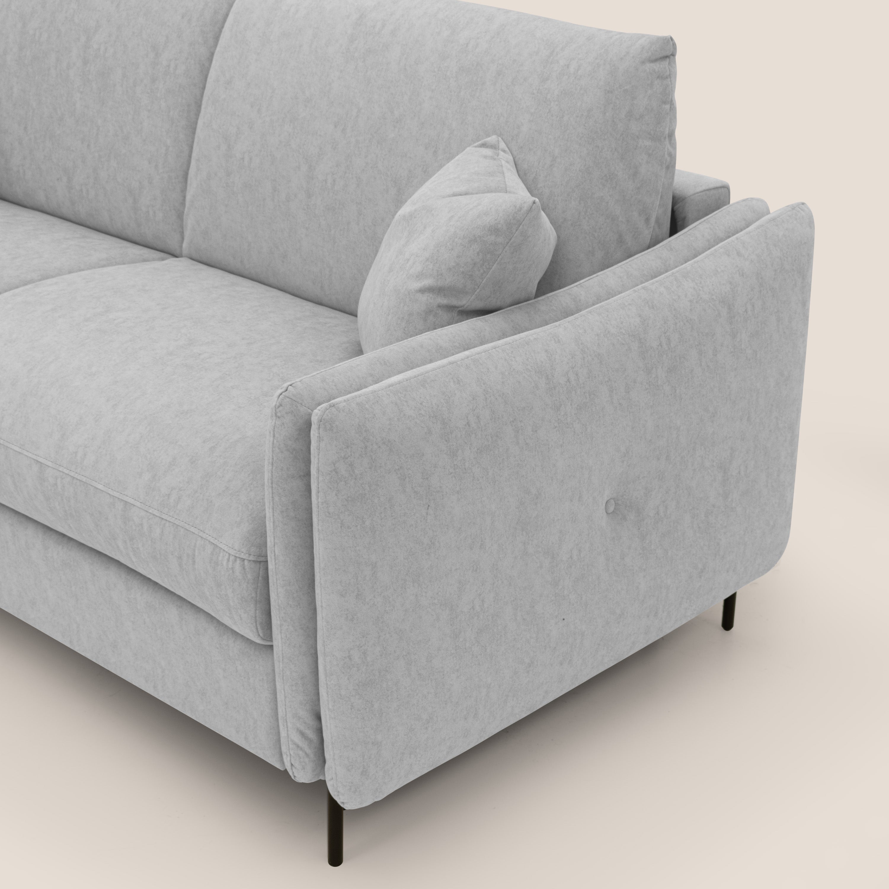 Gregory Divano letto con materasso h18 cm in microfibra effetto velluto impermeabile T09 grigio chiaro - divani.store