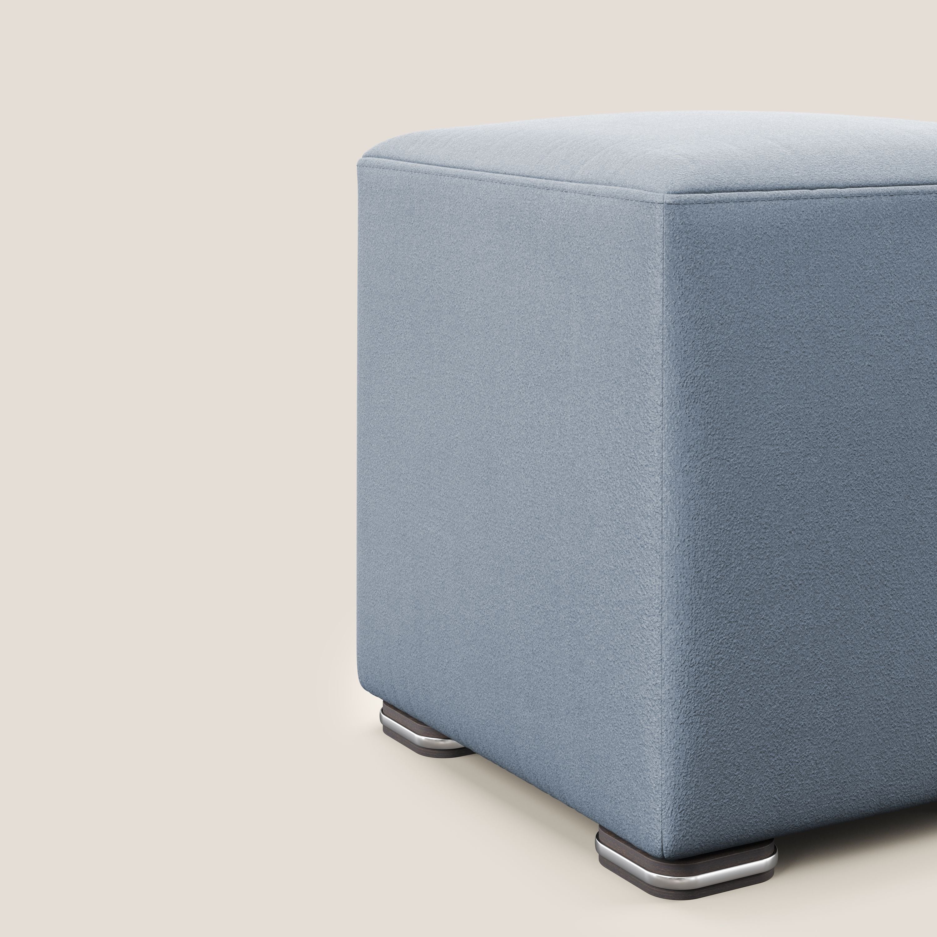 Cube pouf in microfibra smacchiabile T11 carta da zucchero - divani.store