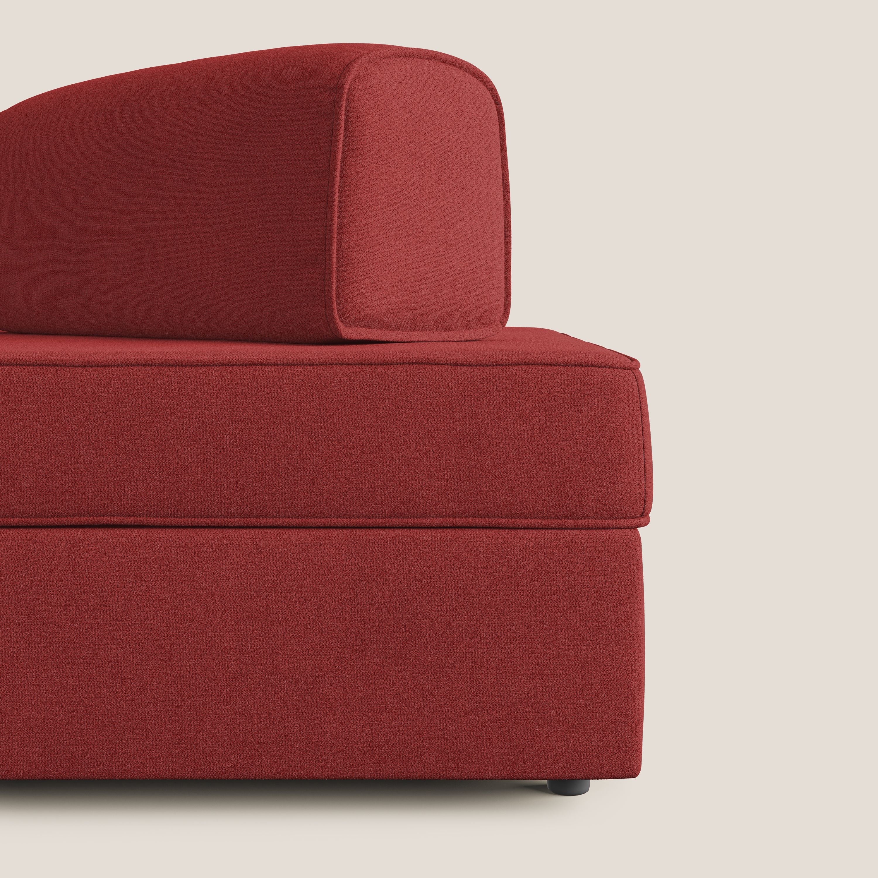 Liberty divano con pouf estraibile e schienali movibili in tessuto morbido impermeabile T02 rosso - divani.store