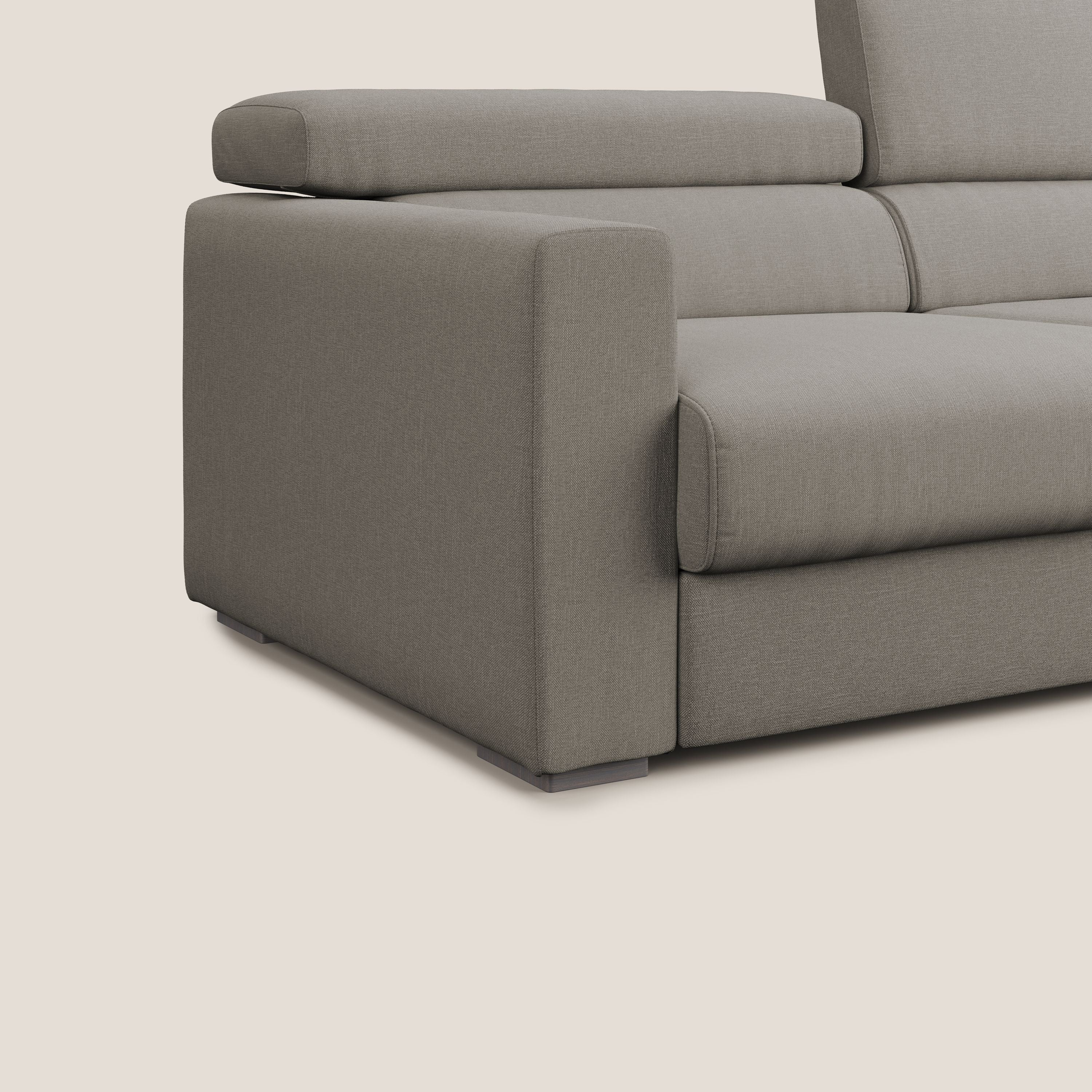 Dylan divano allungabile con pouf estraibile poggiapiedi in tessuto simil cotone impermeabile T13 tortora - divani.store
