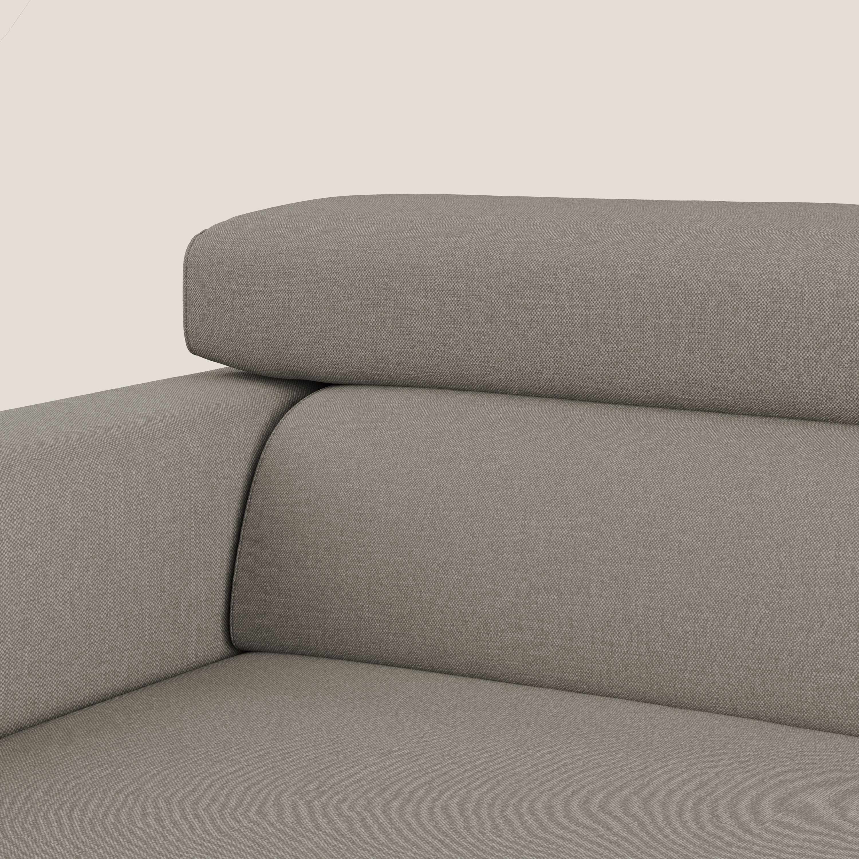 Dylan divano allungabile con pouf estraibile poggiapiedi in tessuto simil cotone impermeabile T13 tortora - divani.store