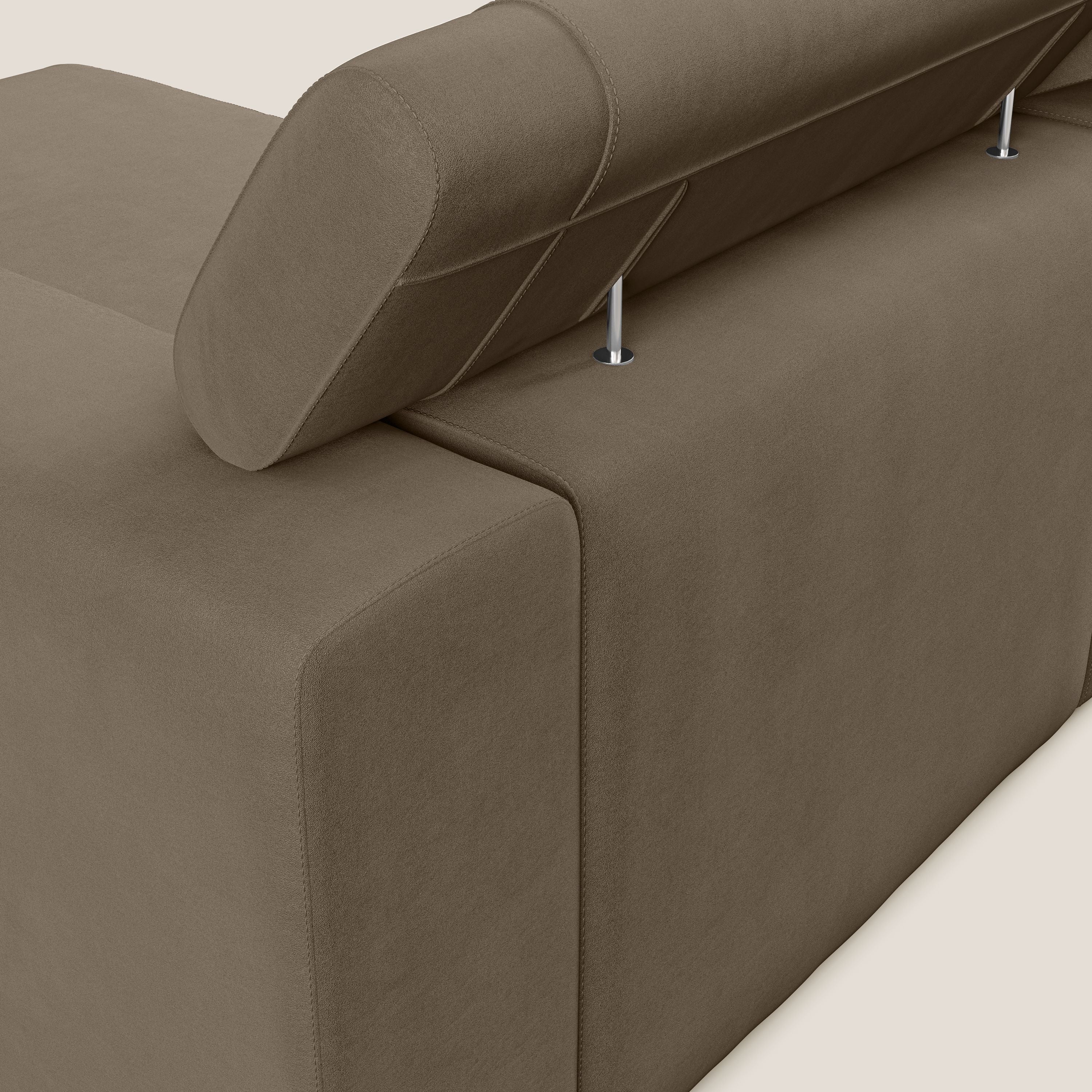 Vegas divano angolare con poggiatesta reclinabili in microfibra impermeabile T11 marrone - divani.store