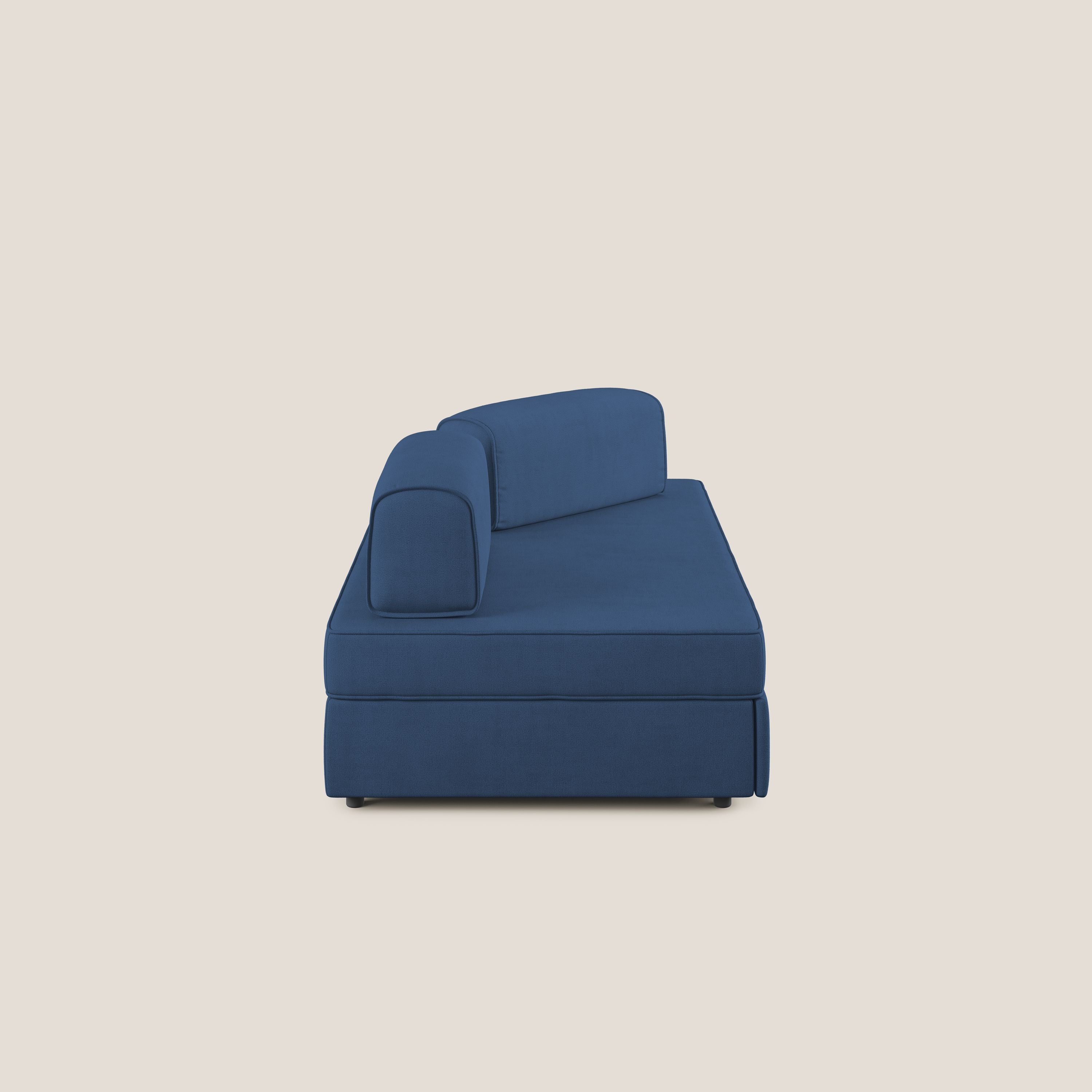 Liberty divano con pouf estraibile e schienali movibili in tessuto morbido impermeabile T02 blu - divani.store