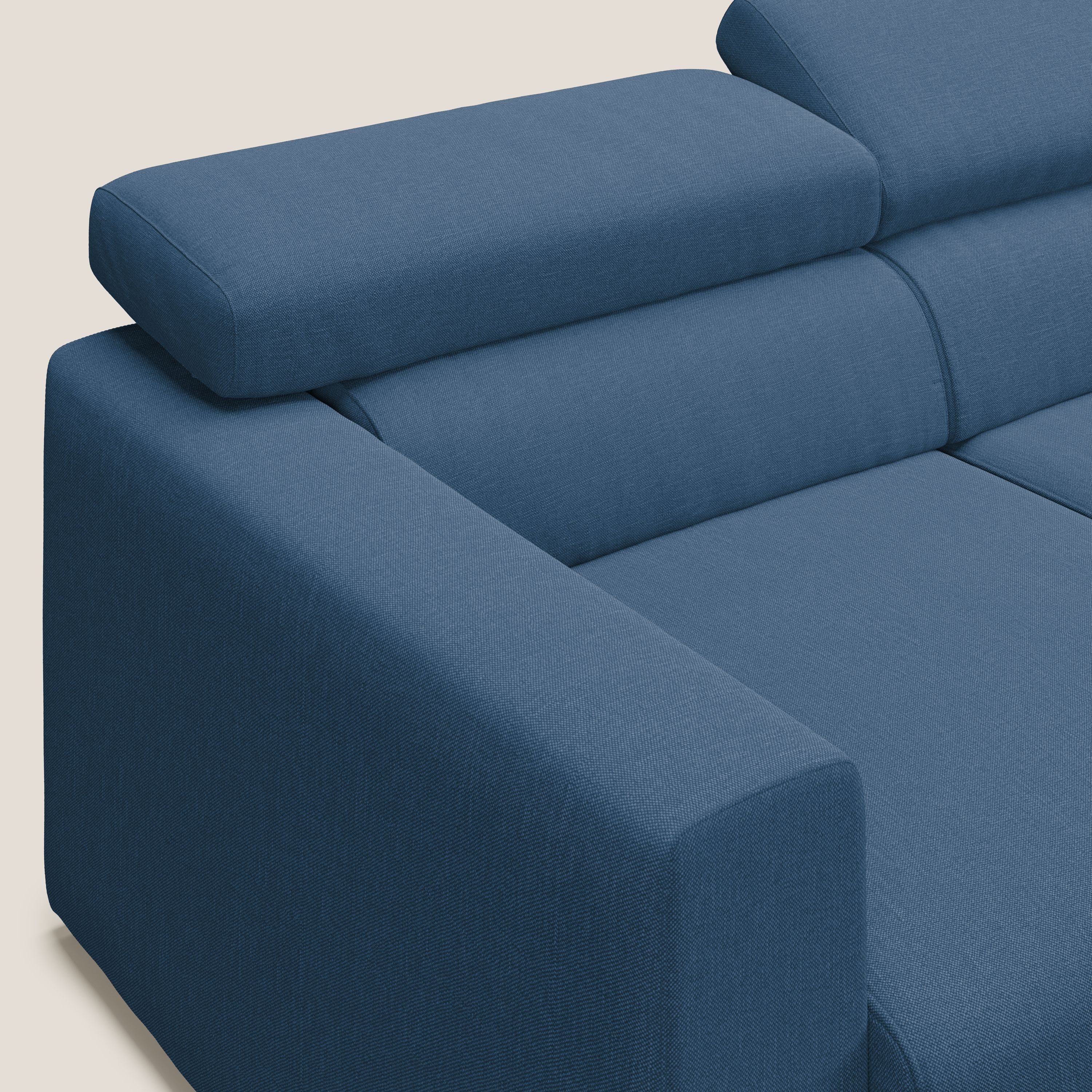 Dylan divano angolare con pouf estraibile poggiapiedi in tessuto simil cotone impermeabile T13 blu - divani.store