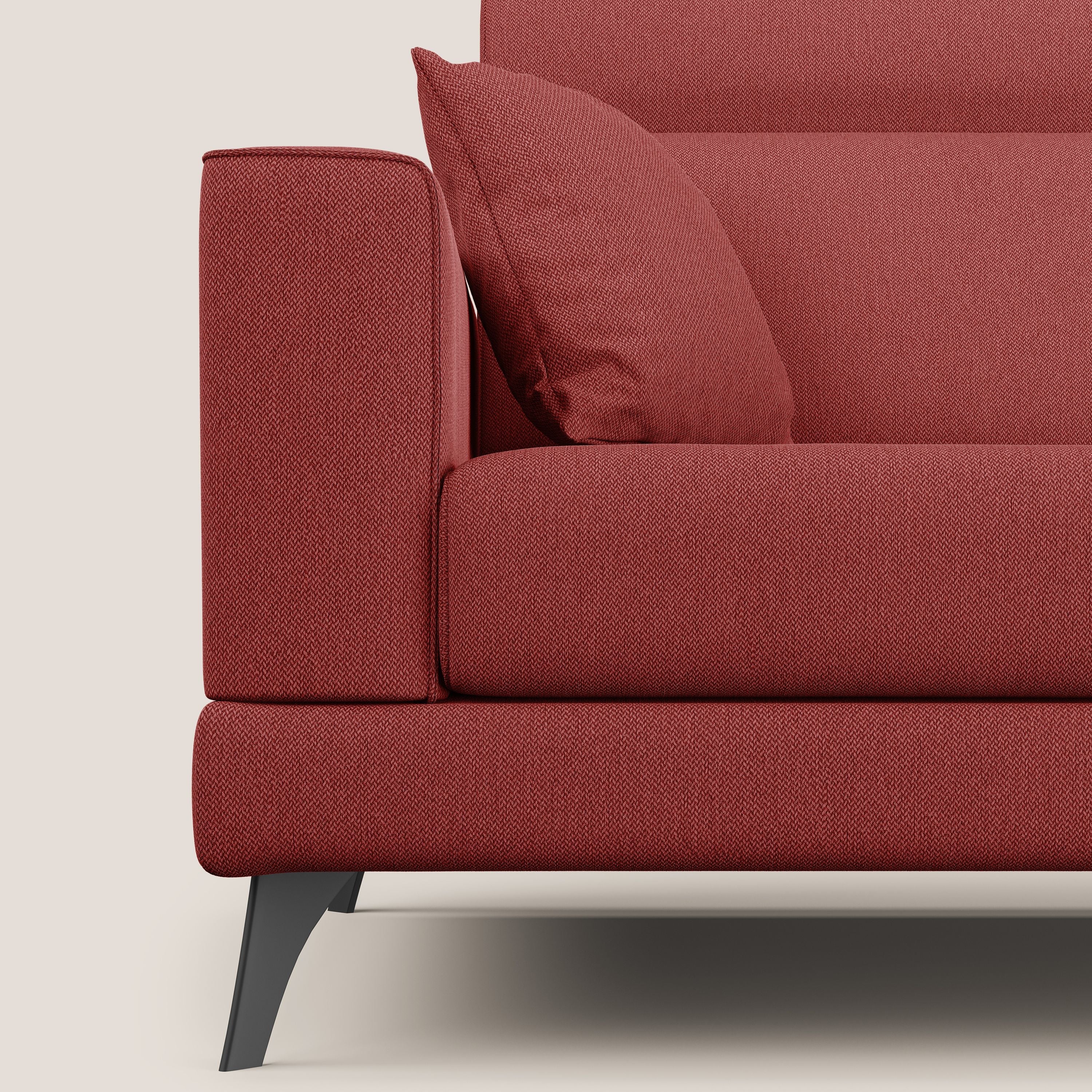 Slide Divano con schienali traslanti e poggiatesta in tessuto smacchiabile T05 rosso - divani.store