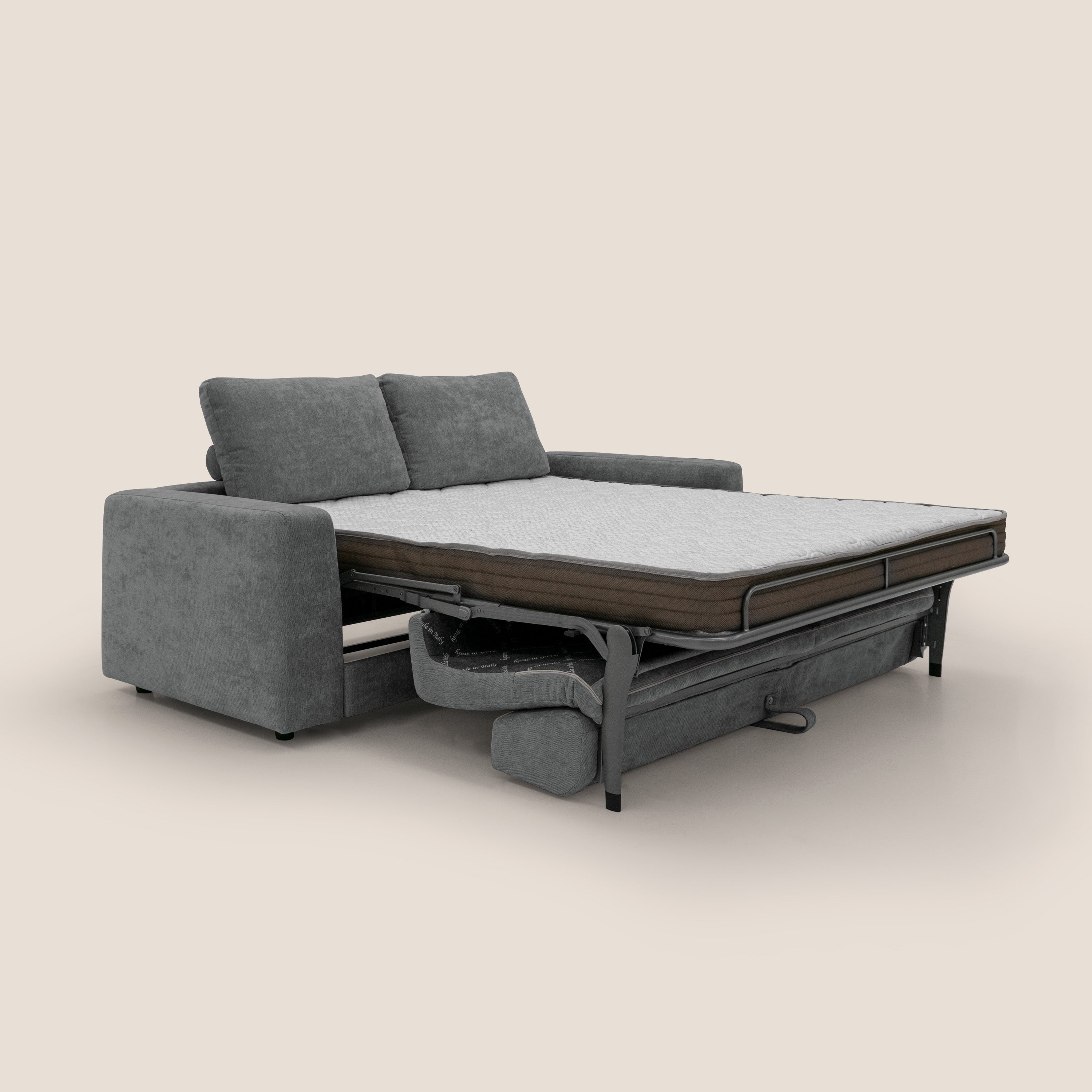 Freia Divano letto minimal materasso h15 cm con morbidi schienali in tessuto impermeabile T14 grigio - divani.store