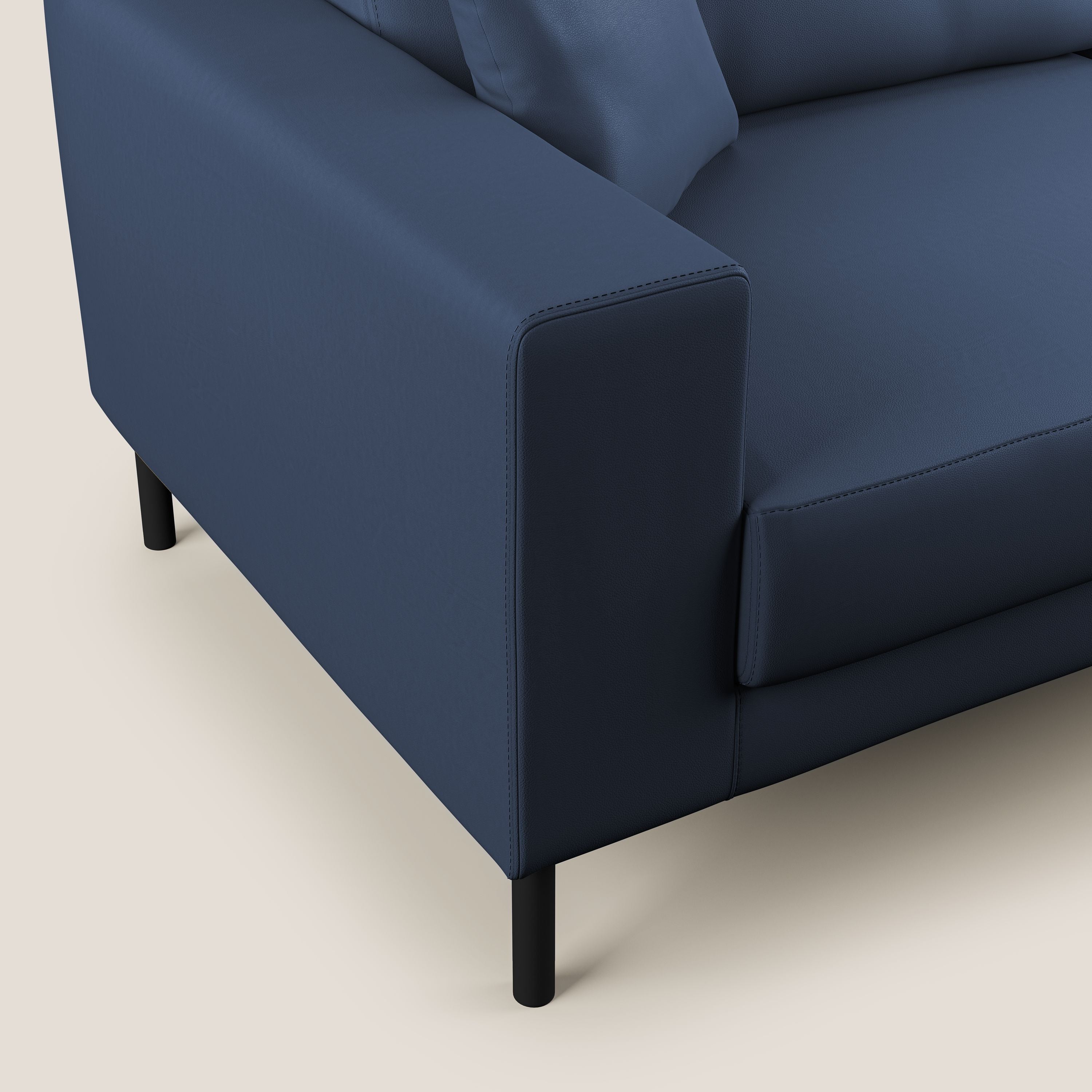 Uranio divano moderno lineare in Ecopelle impermeabile T04 blu - divani.store
