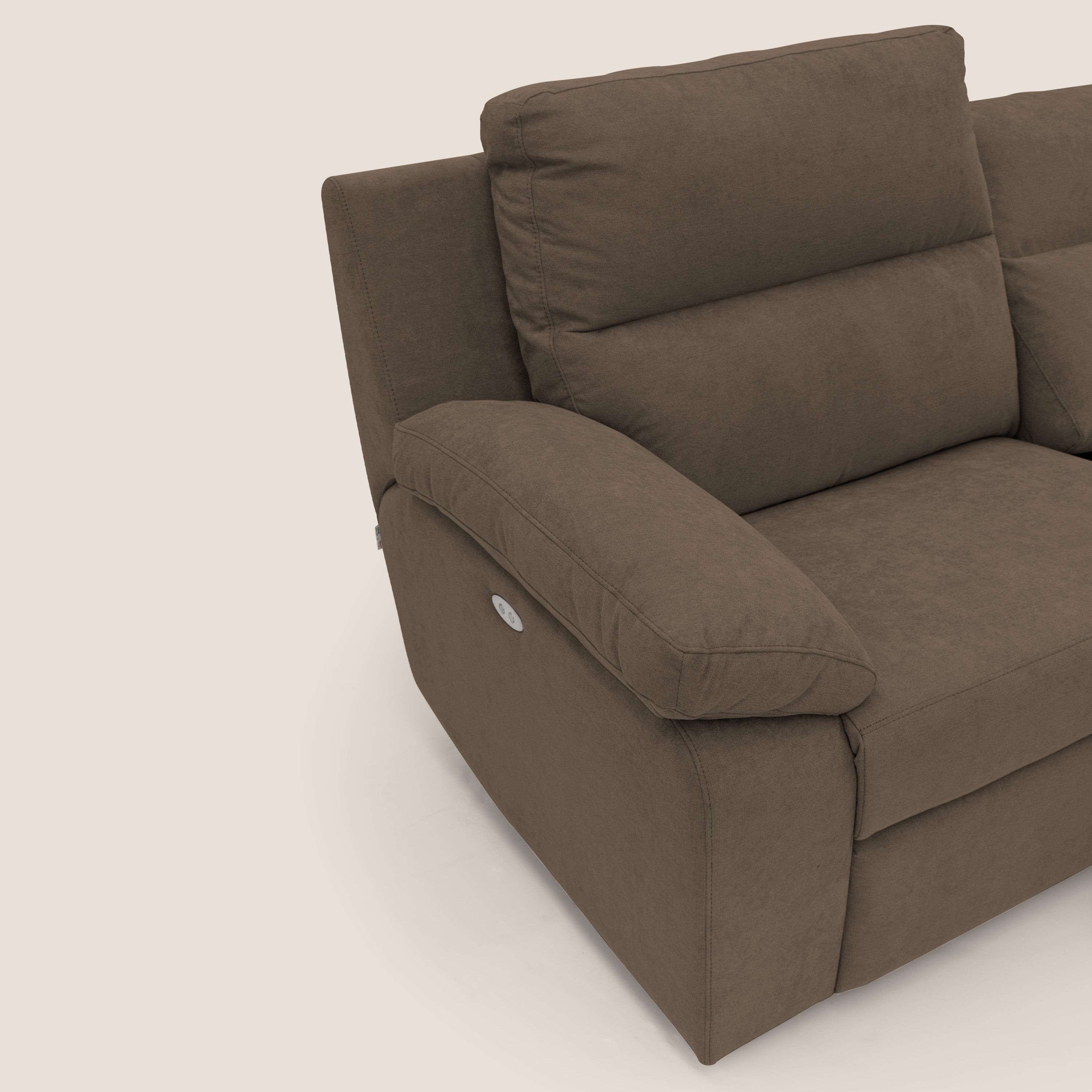 Romeo Divano relax con recliner elettrico in morbido tessuto impermeabile T02 marrone - divani.store