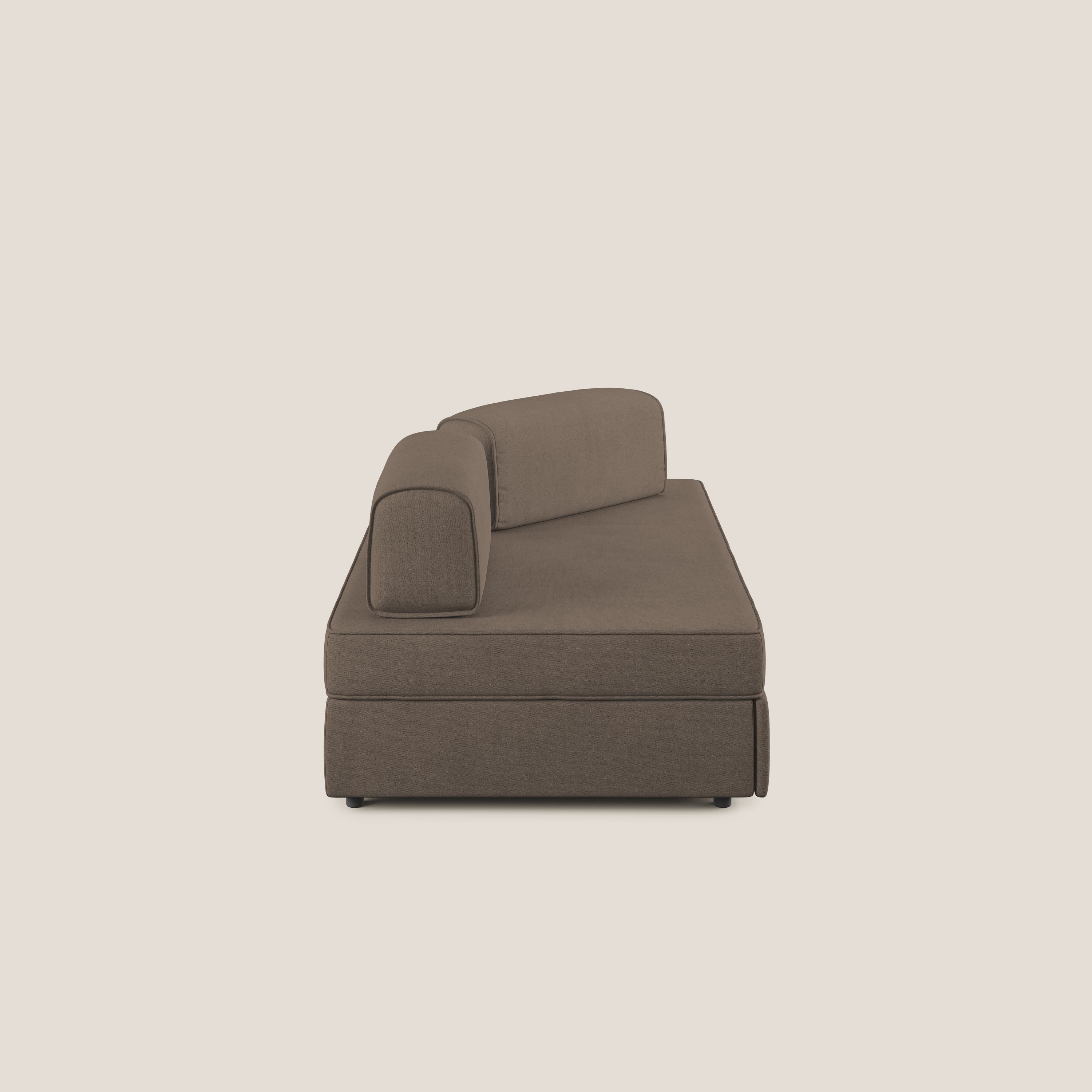 Liberty divano con pouf estraibile e schienali movibili in tessuto morbido impermeabile T02 marrone - divani.store