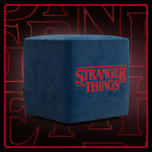 Cube pouf Stranger Things Edition - Il design incontra la leggenda in tessuto smacchiabile blu - divani.store