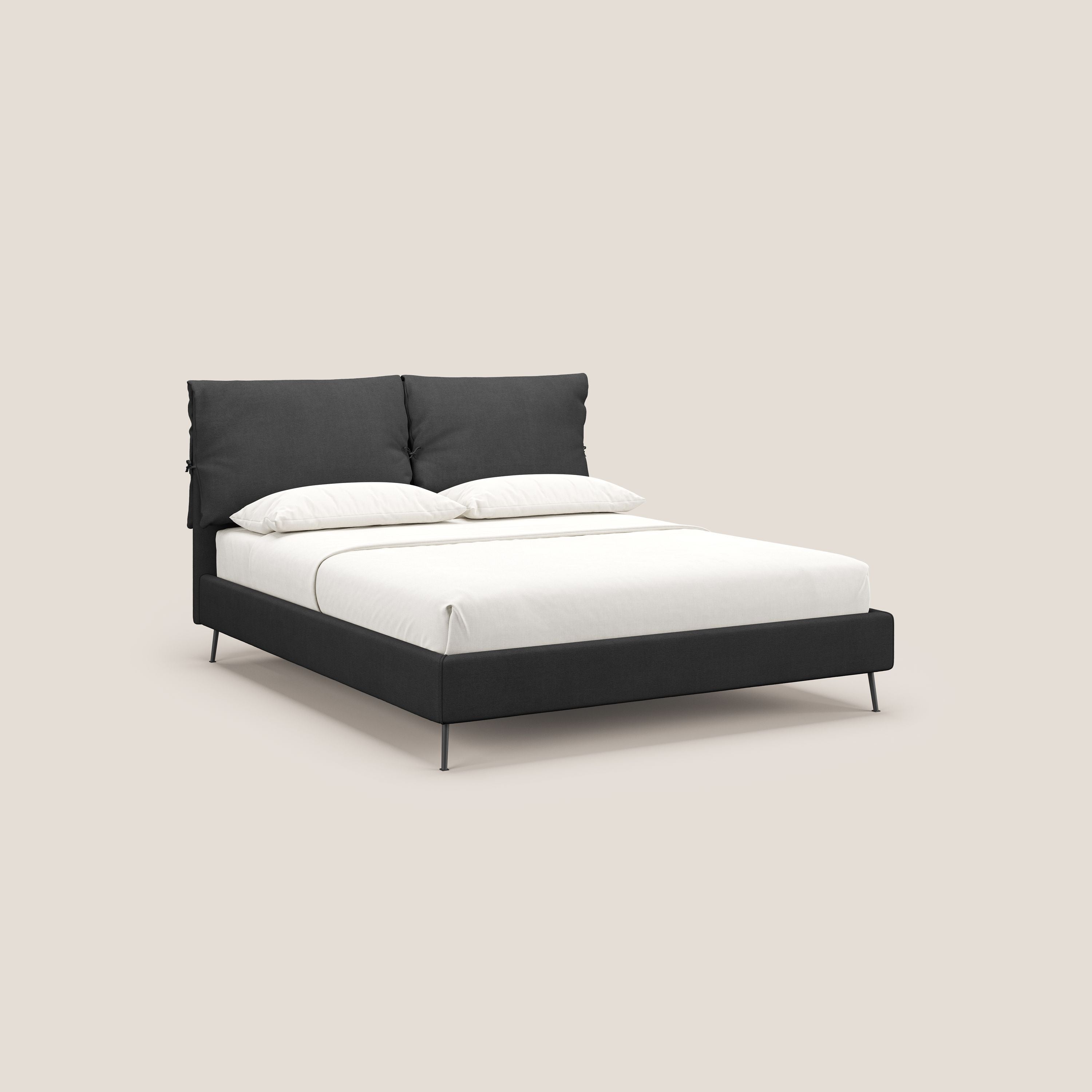 Artemisia letto imbottito con piedini alti sfoderabile in tessuto smacchiabile T17 antracite - divani.store