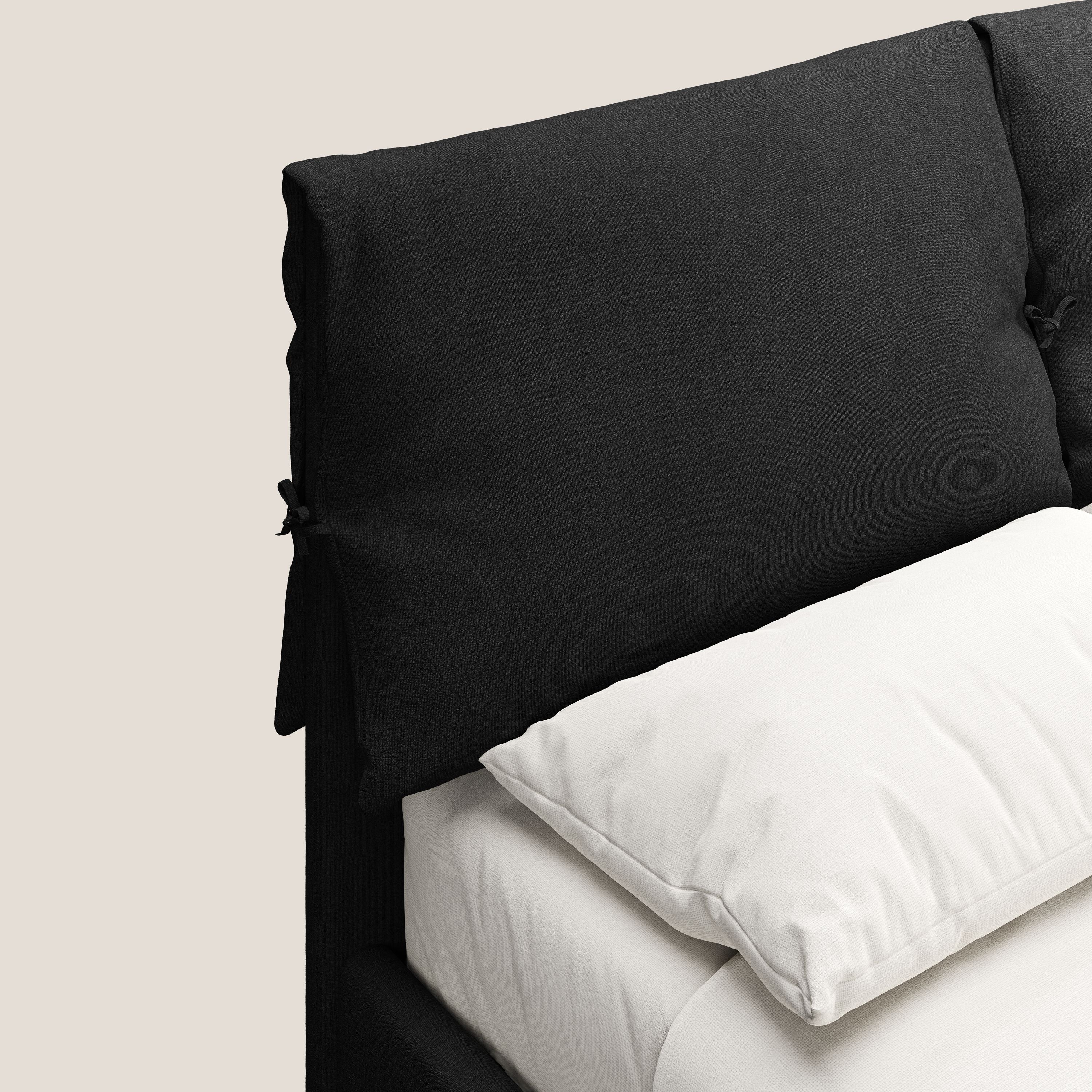 Artemisia letto imbottito con piedini alti sfoderabile in tessuto smacchiabile T17 nero - divani.store