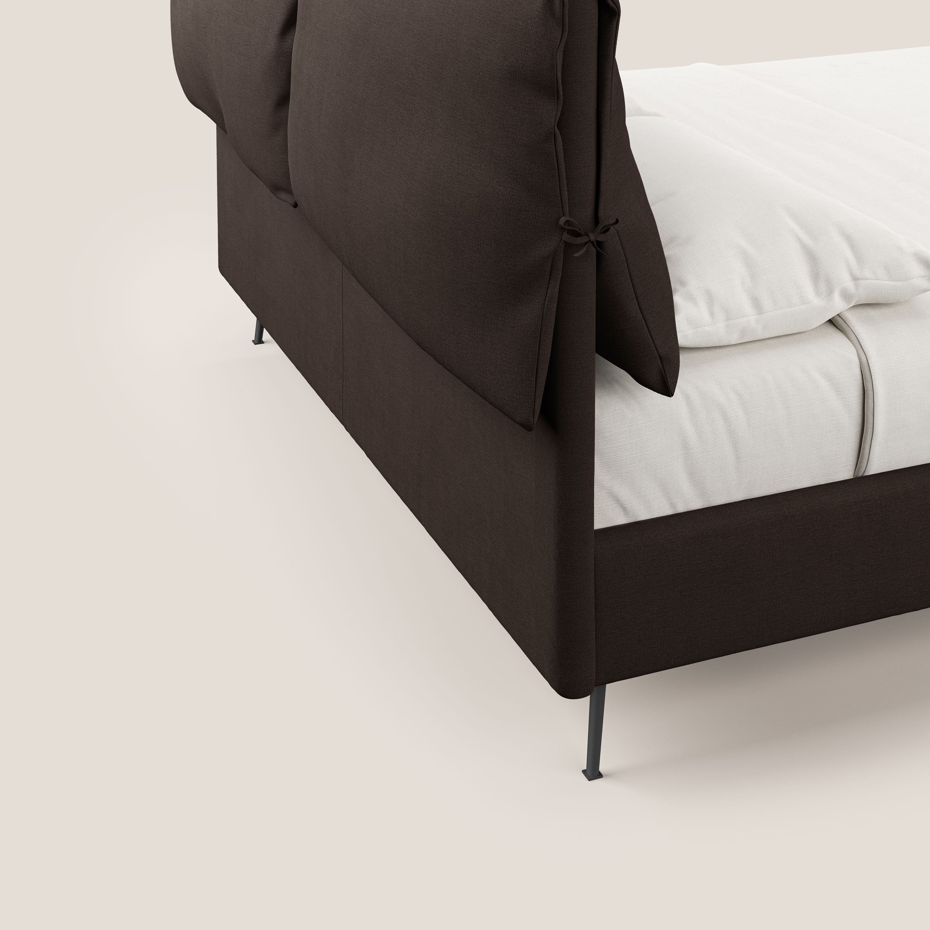 Artemisia letto imbottito con piedini alti sfoderabile in tessuto smacchiabile T17 marrone - divani.store