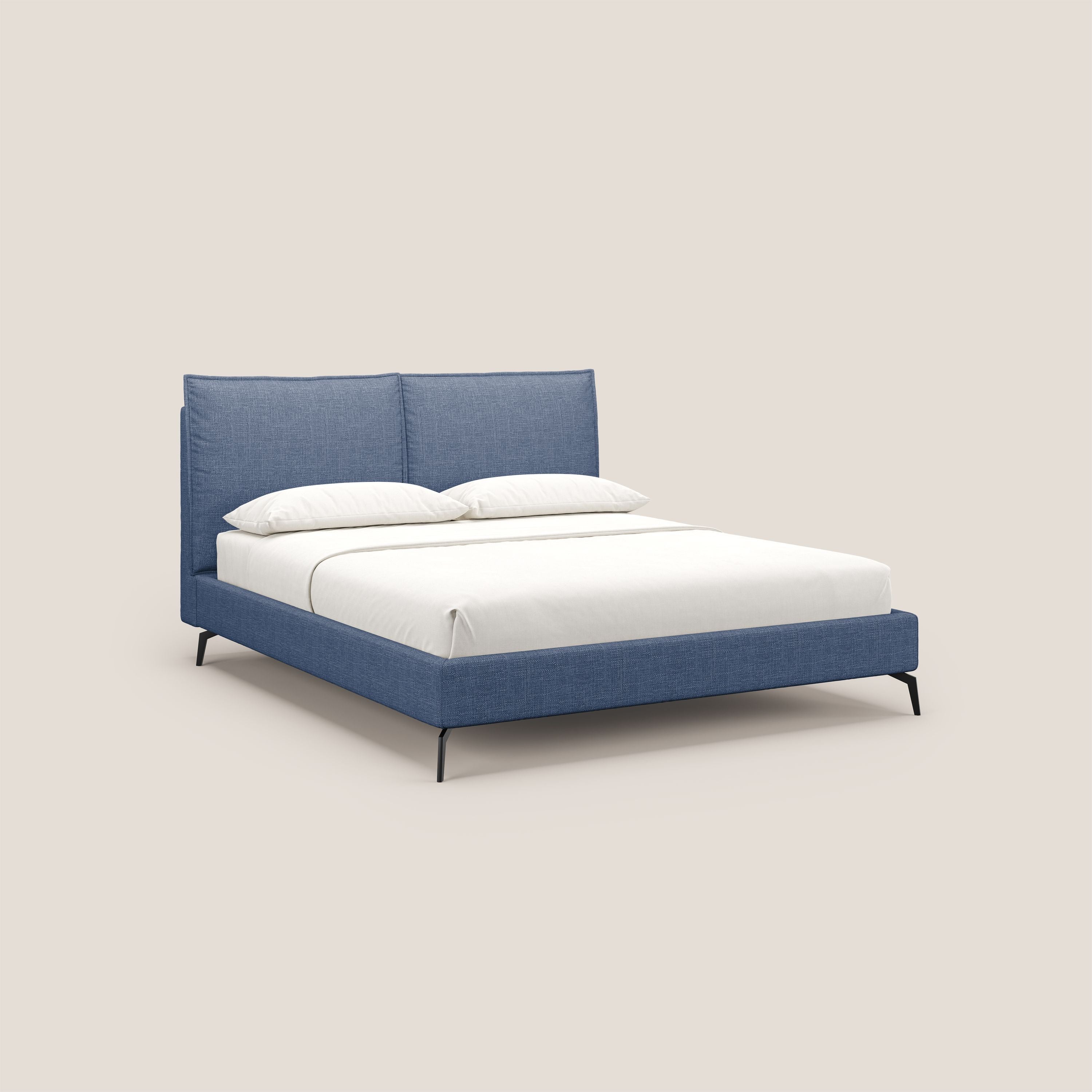 Cloe letto imbottito con piedi in metallo sfoderabile in tessuto fiammato impermeabile T06 blu - divani.store