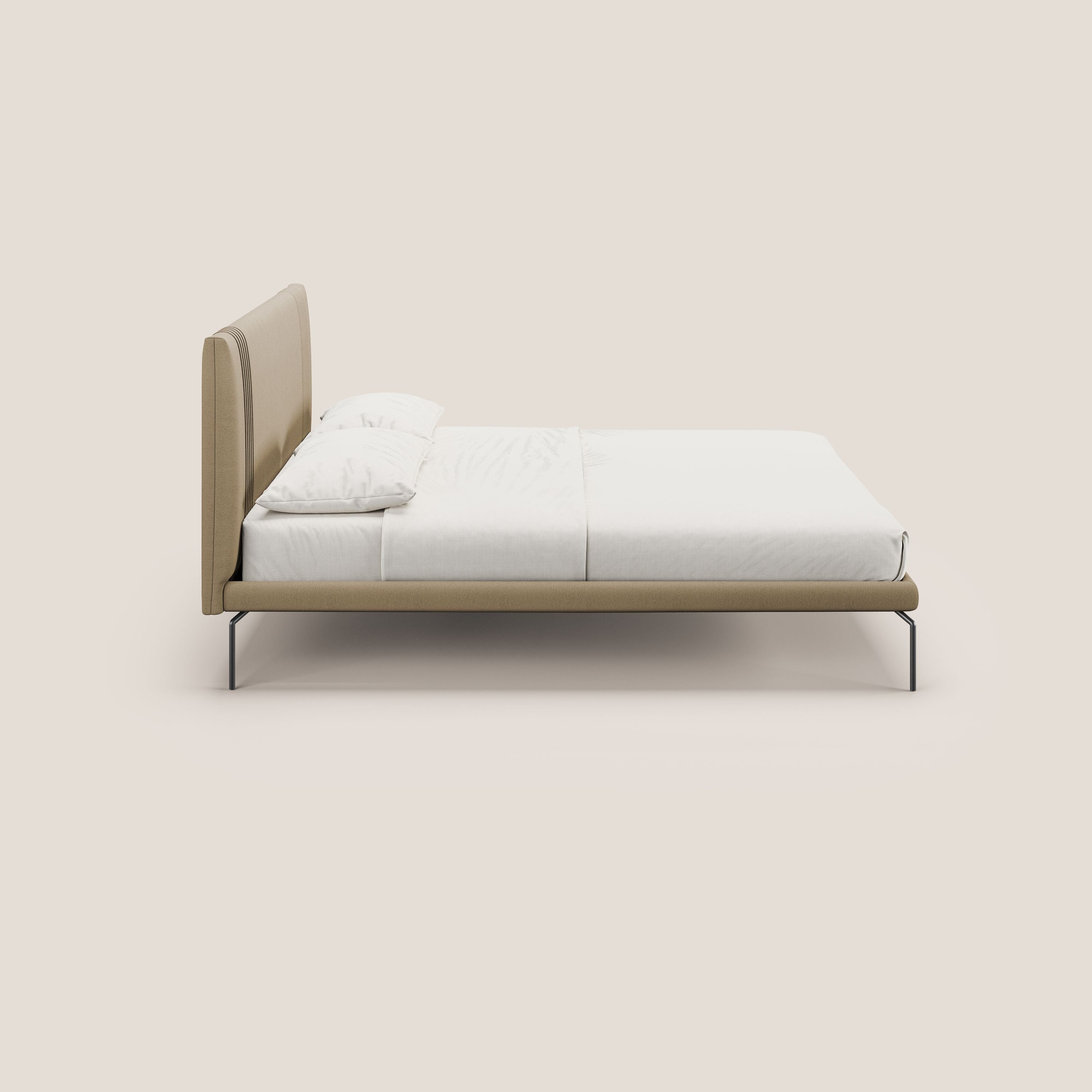 Finn letto imbottito con piedi alti in metallo in tessuto smacchiabile T05 beige - divani.store