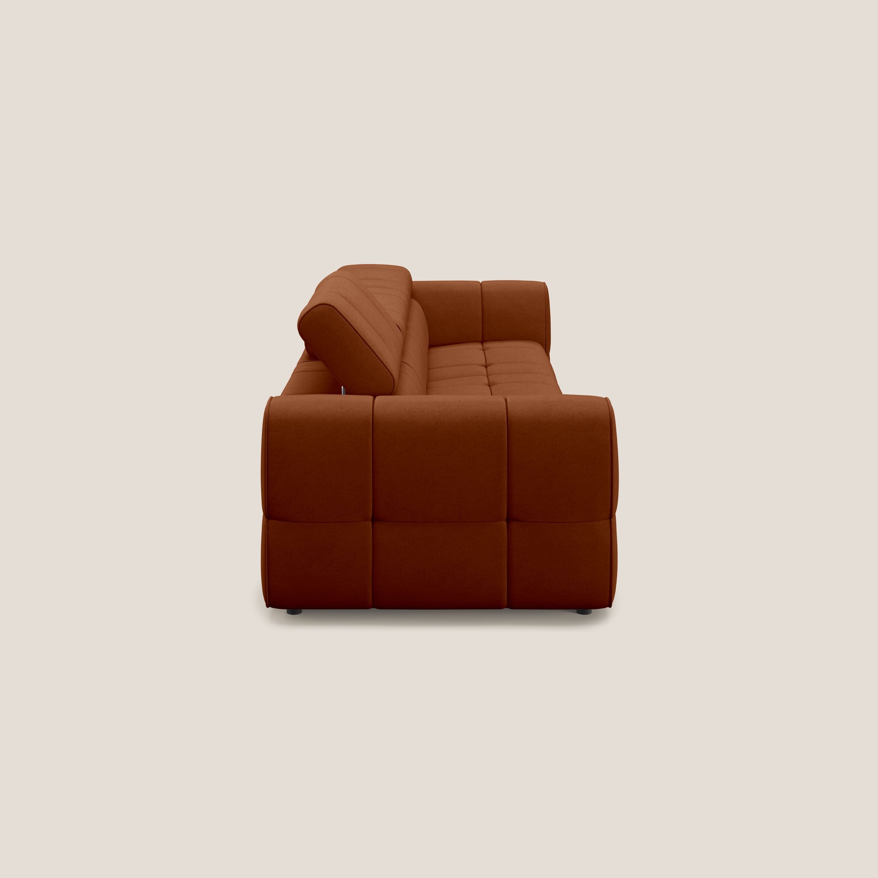 Giotto Divano modulare a 3 sedute con opzione relax elettrico in microfibra effetto velluto impermeabile T09 ruggine - divani.store