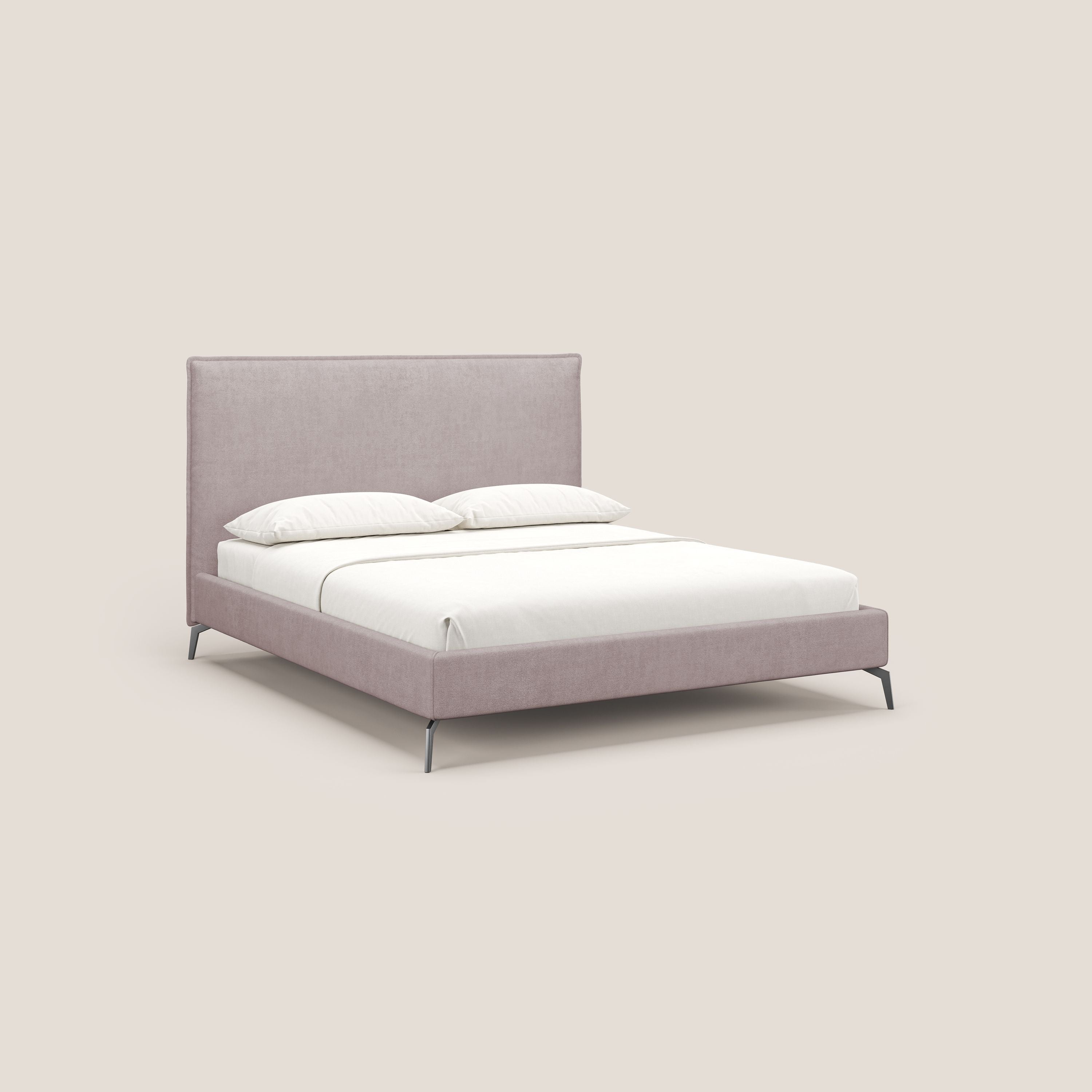 Iris letto imbottito con piedini neri sfoderabile in tessuto impermeabile T02 rosa - divani.store