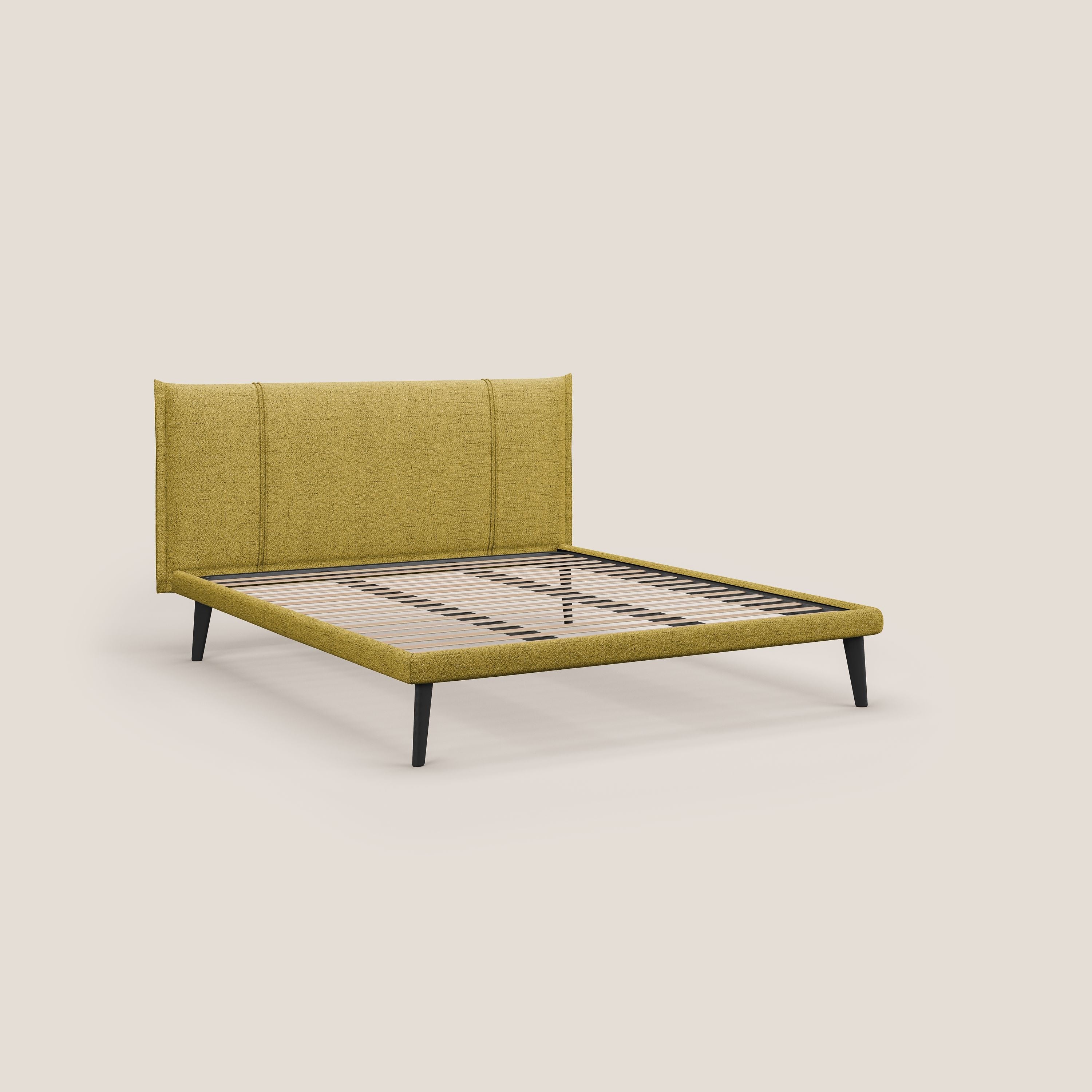Klaus LETTO moderno con piedi in mogano e tessuto fiammato impermeabile T03 giallo - divani.store