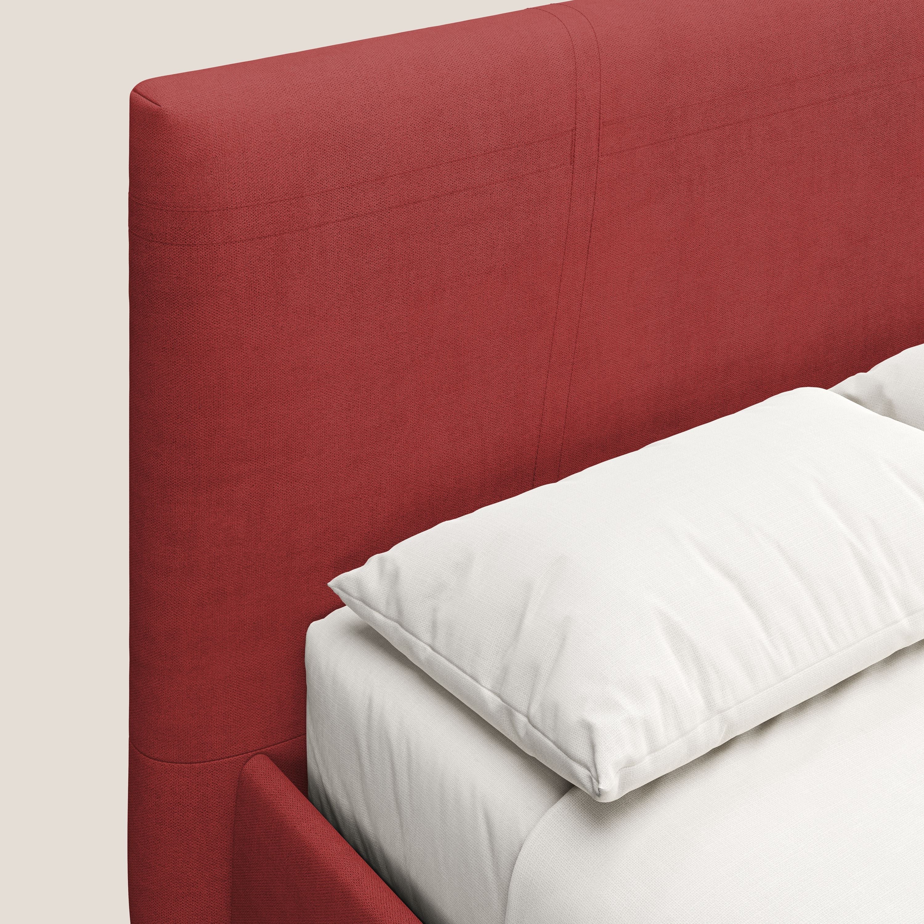 Martina letto imbottito contenitore in tessuto impermeabile T02 rosso - divani.store