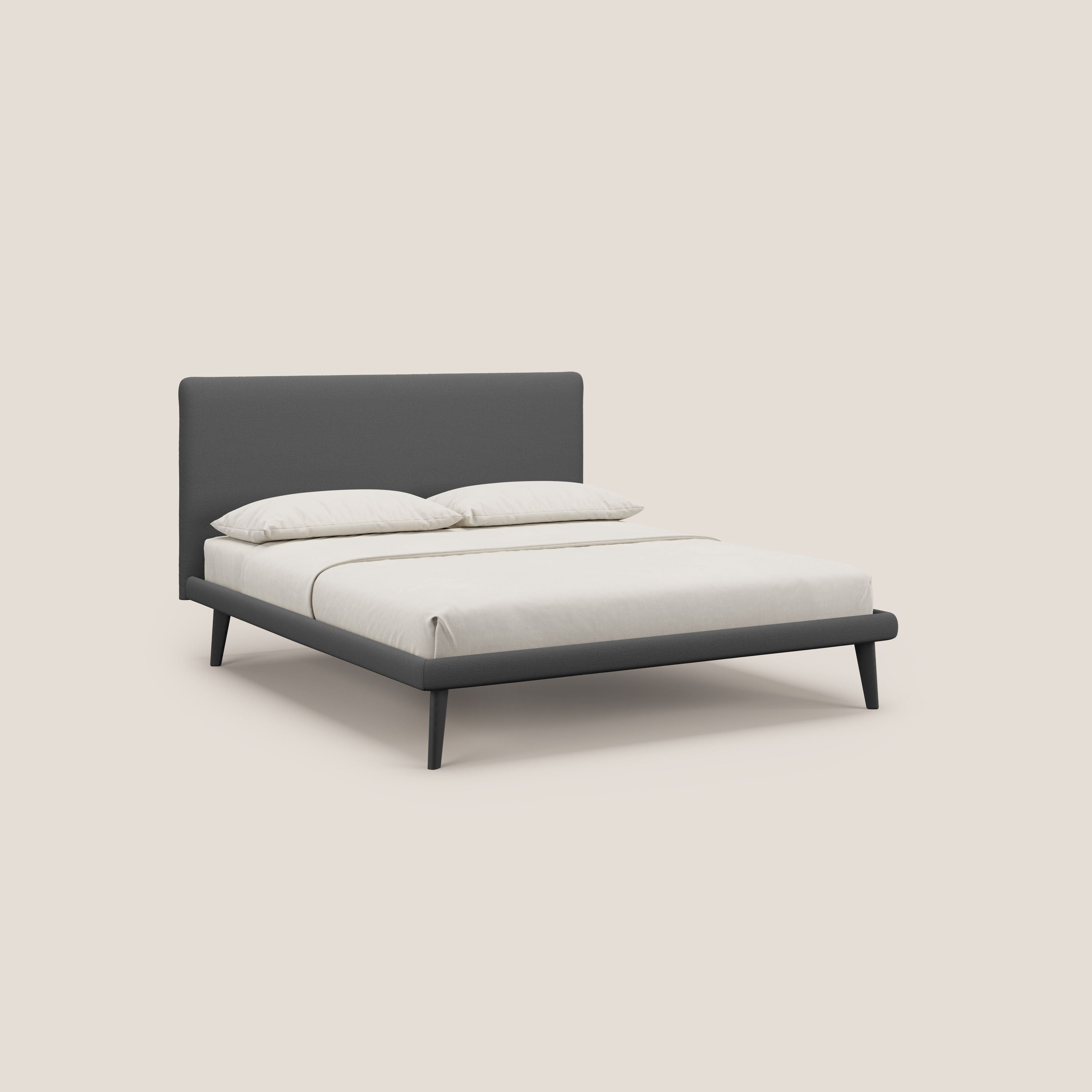 Noel letto minimal scandinavo con piedi in mogano e tessuto fiammato impermeabile T19 antracite - divani.store