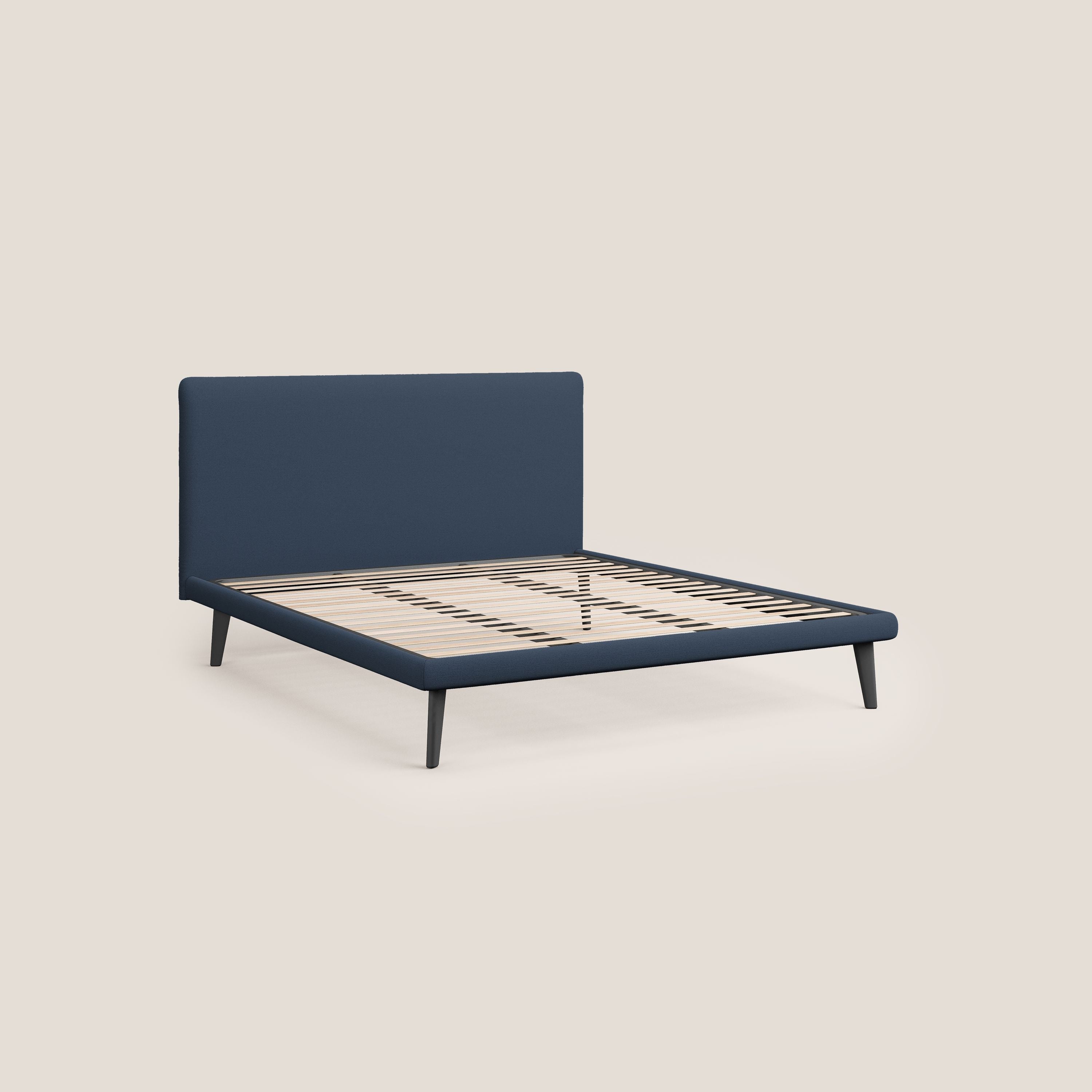 Noel letto minimal scandinavo con piedi in mogano e tessuto fiammato impermeabile T19 blu - divani.store