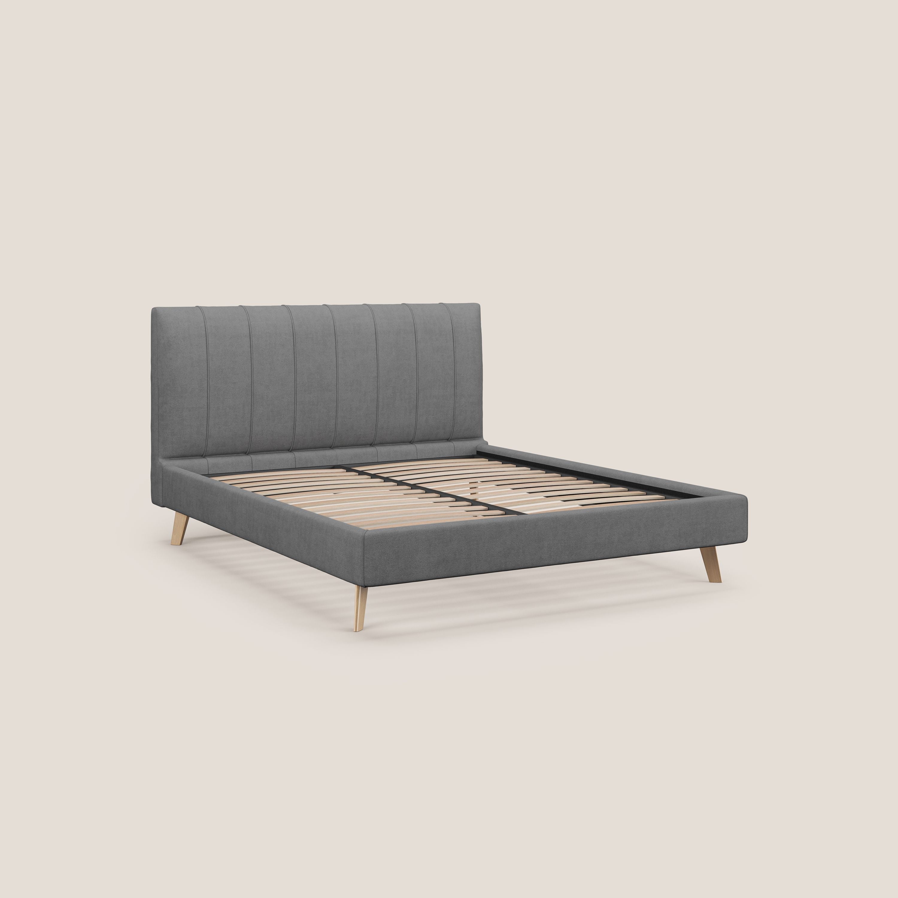 Selene letto imbottito con piedini naturali sfoderabile in tessuto impermeabile T02 grigio - divani.store