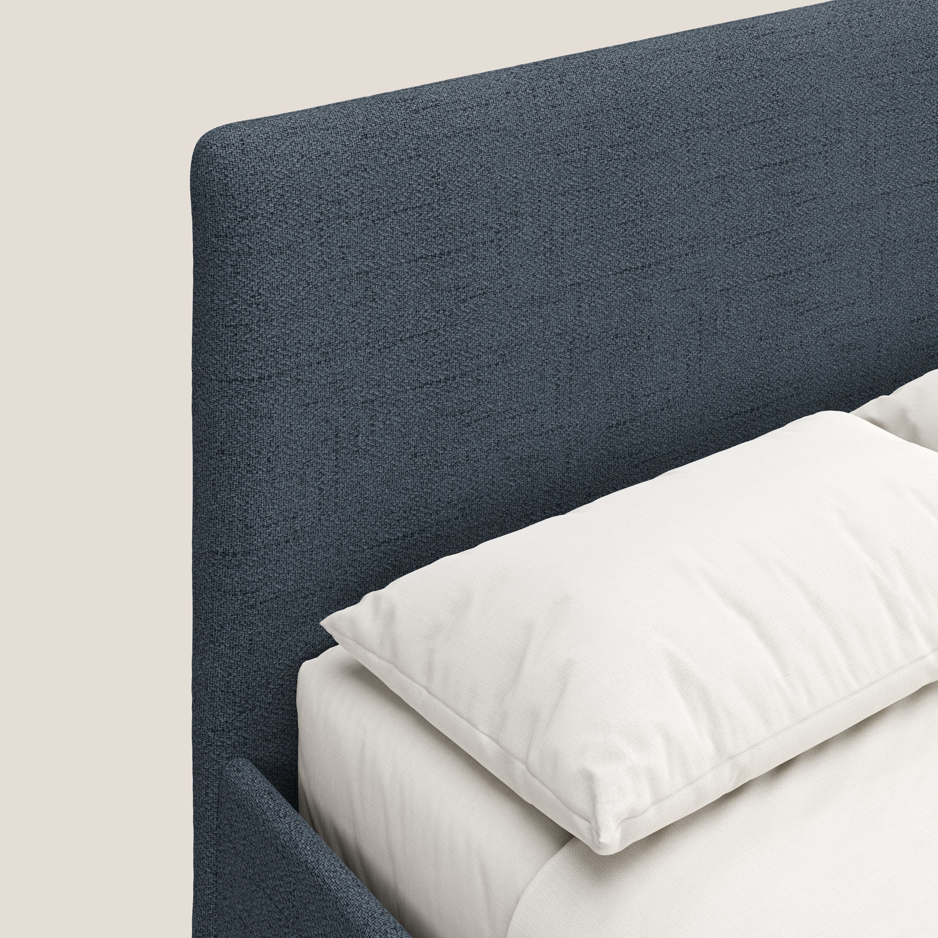 Serena letto contenitore salvaspazio scandinavo in tessuto fiammato impermeabile T03 blu - divani.store
