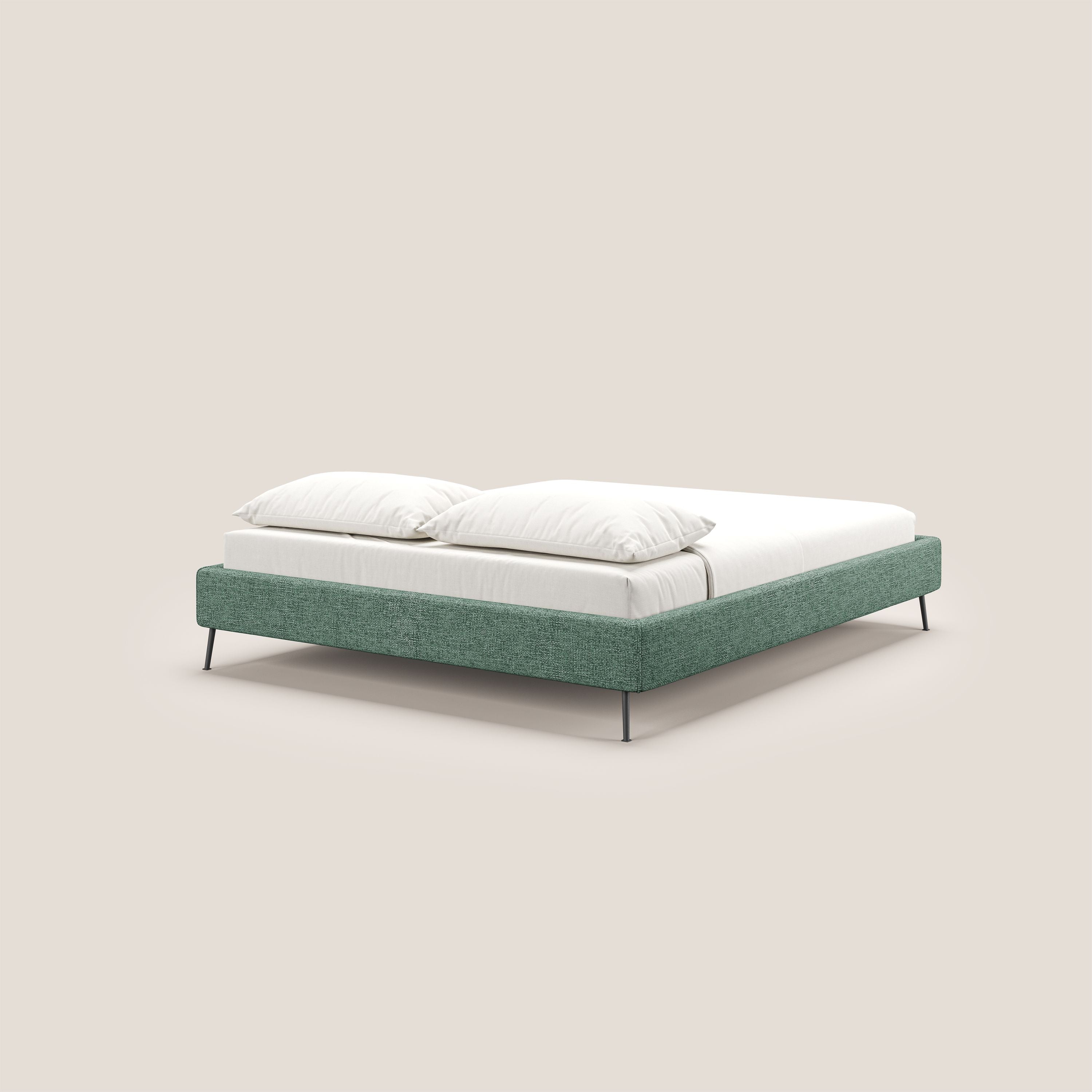 Steve sommier giroletto piedi alti in tessuto impermeabile T10 salvia - divani.store