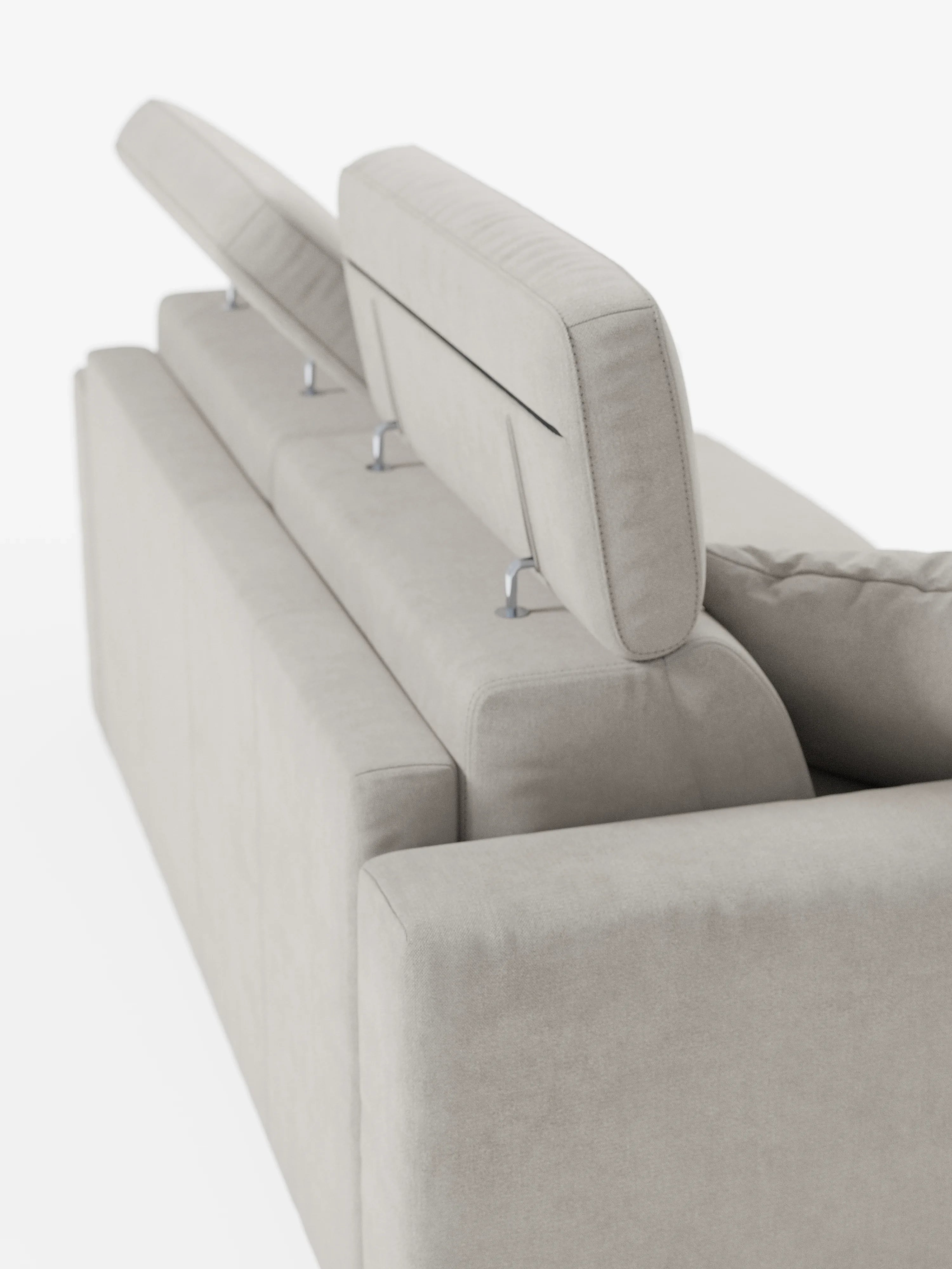Il divano letto Maximus a 3 posti color beige con materasso ALTO 20 cm di Divani.Store è ripreso di retro, mettendo in risalto il suo rivestimento liscio, resistente alle macchie e certificato Oeko-Tex, nonché le sue linee eleganti e contemporanee. I supporti in metallo sostengono i poggiatesta reclinabili regolabili a diverse altezze: due sono sollevati, mentre uno rimane abbassato. Sullo sfondo bianco a tinta unita, il design moderno e il comfort versatile del divano risaltano chiaramente.