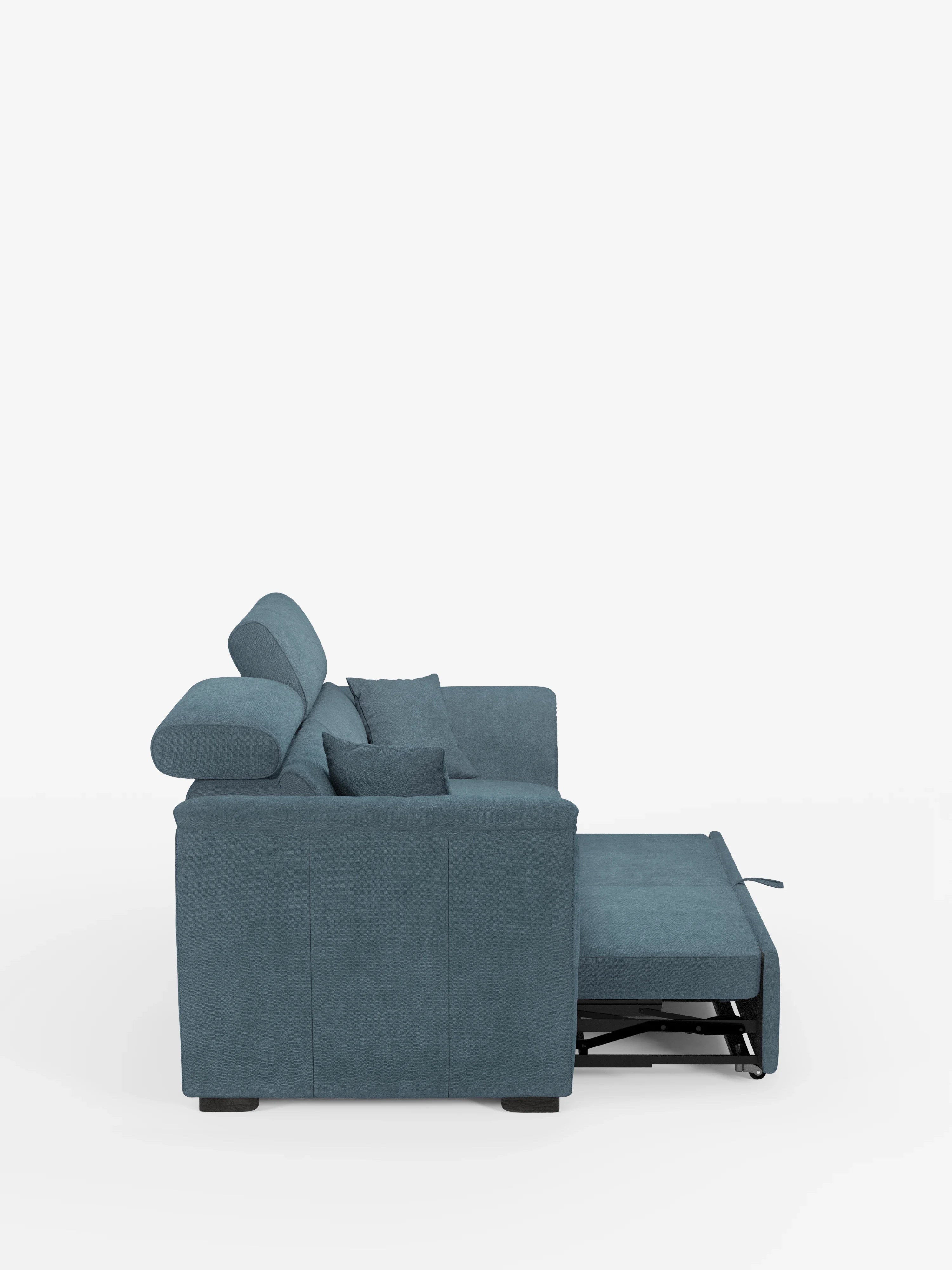 Il divano a 2 posti estraibile Titano con poggiatesta reclinabili in tessuto smacchiabile Oeko-Tex® di Divani.Store è raffigurato di profilo in tessuto blu verde acqua, dotato di poggiapiedi allungabile e poggiatesta regolabili. Questo divano moderno presenta linee pulite ed è corredato da due cuscini decorativi coordinati. Uno sfondo bianco a tinta unita mette in risalto il design contemporaneo e le caratteristiche del divano.