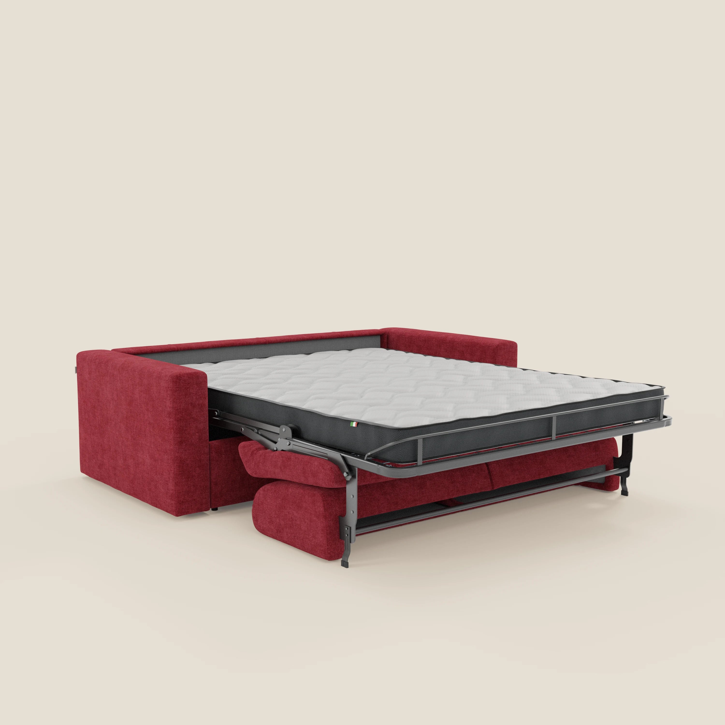 Il Diomede Divano letto matrimoniale in velluto T35 rosso di Divani.Store viene mostrato dispiegato, rivelando la sua struttura metallica di supporto. Il design moderno e il vivace colore rosso spiccano su uno sfondo beige.