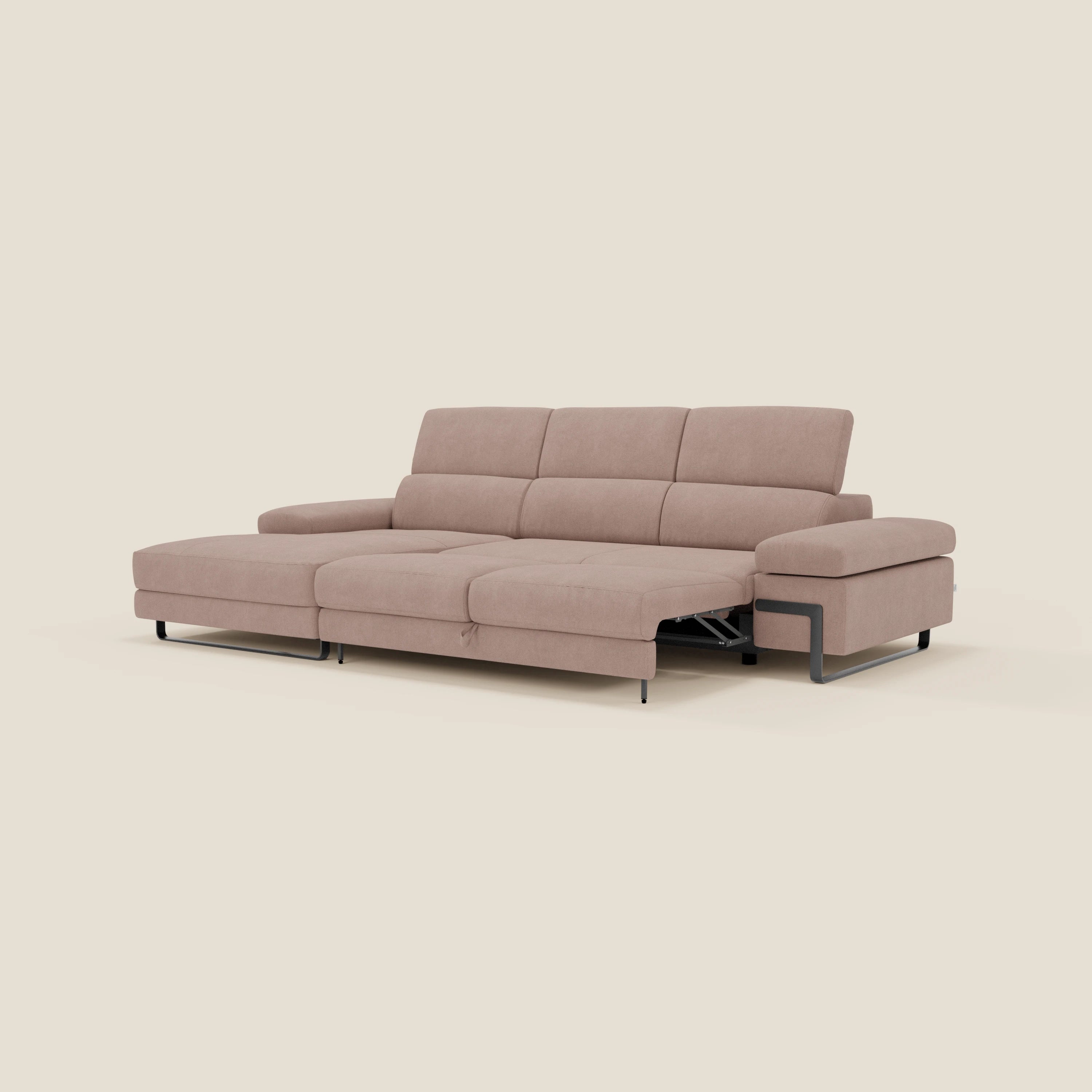 Il divano angolare estraibile Zayana di Divani.Store è caratterizzato da braccioli e poggiatesta reclinabili in tessuto impermeabile T02 rosa, perfetto per una vita moderna. Il suo look contemporaneo è accentuato dalle linee eleganti e dal comfort pratico.