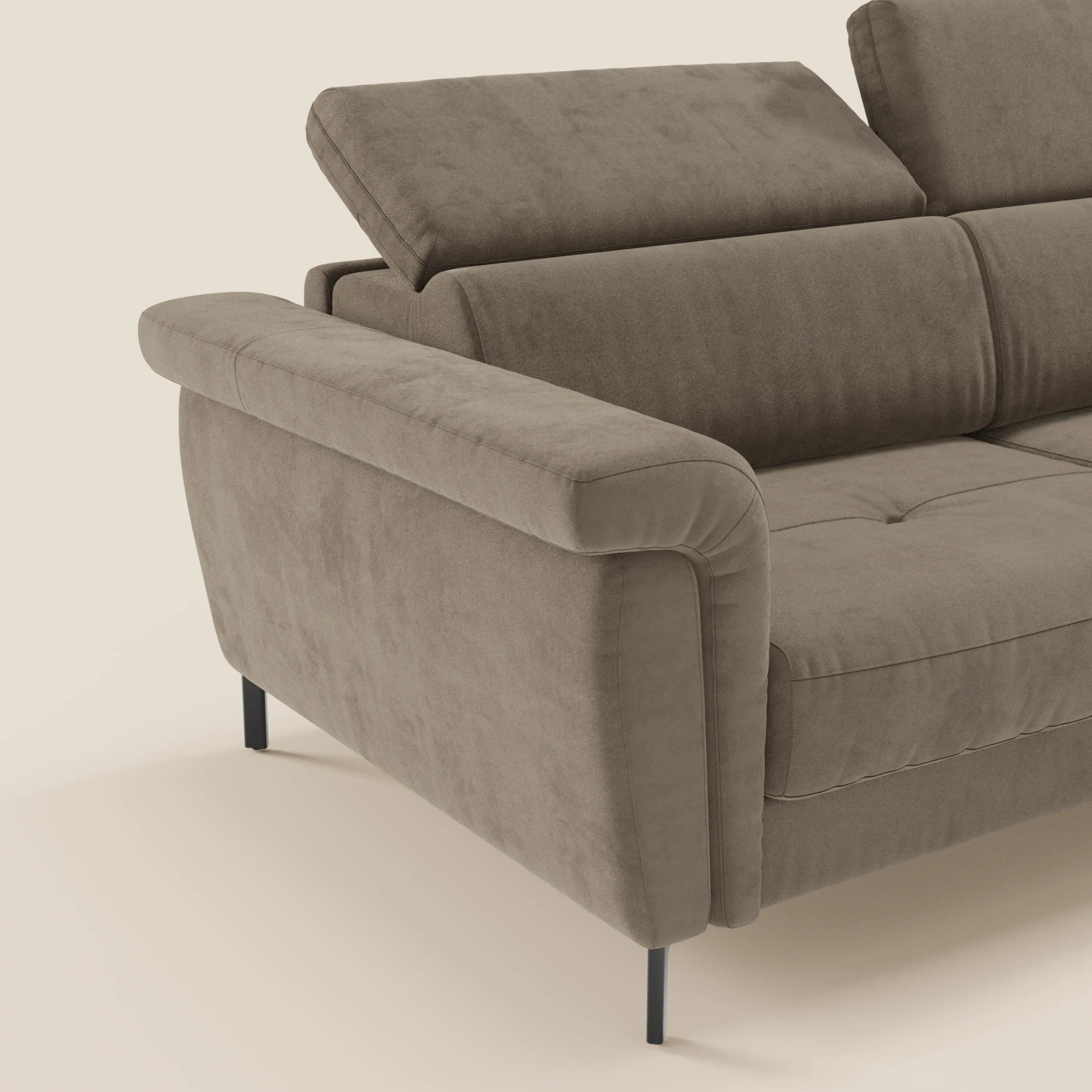 Capri divano letto di design con piedini alti - poggiatesta reclinabili in raffinato tessuto effetto velluto smacchiabile T30 - divani.store