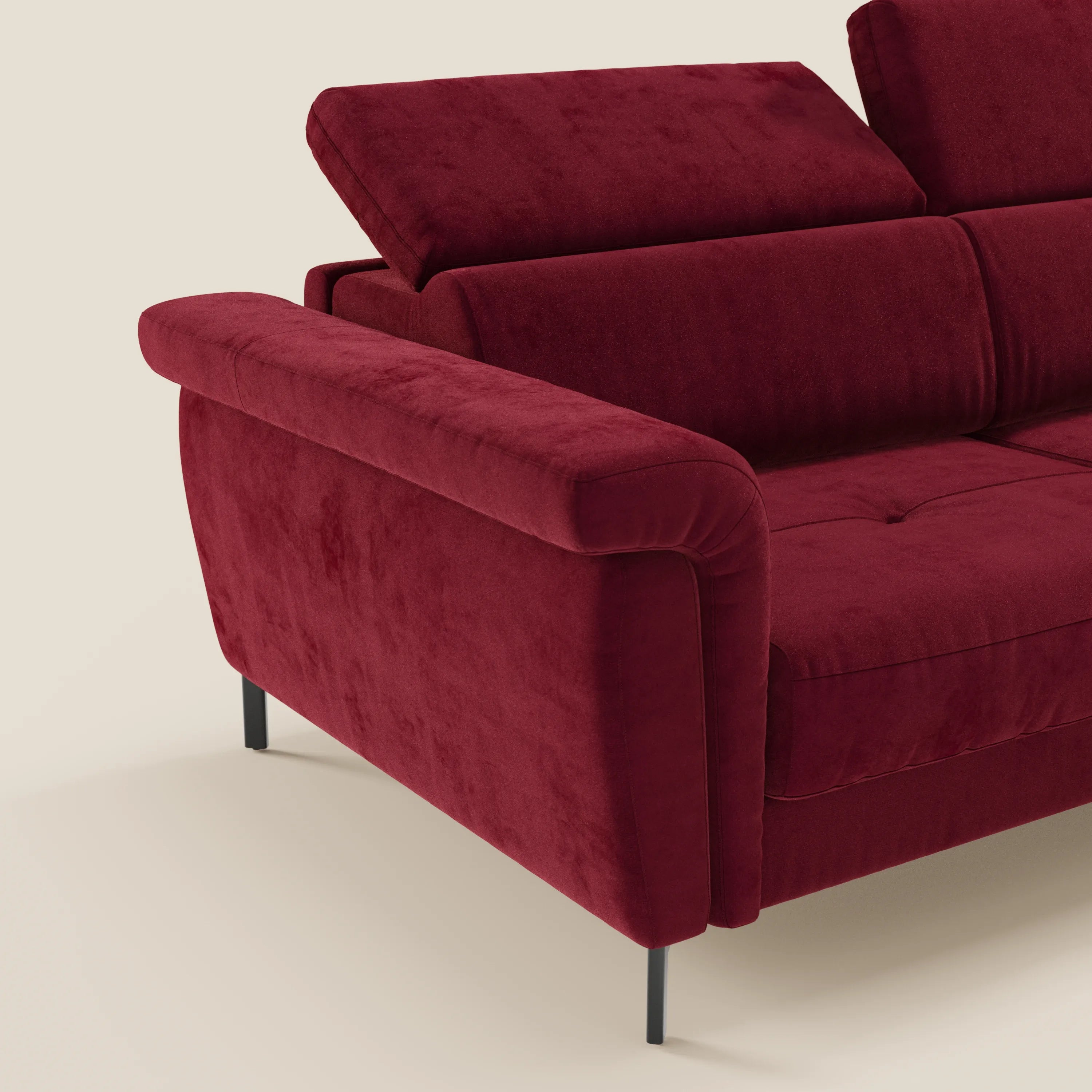 Capri divano letto di design con piedini alti - poggiatesta reclinabili in raffinato tessuto effetto velluto smacchiabile T30 - divani.store